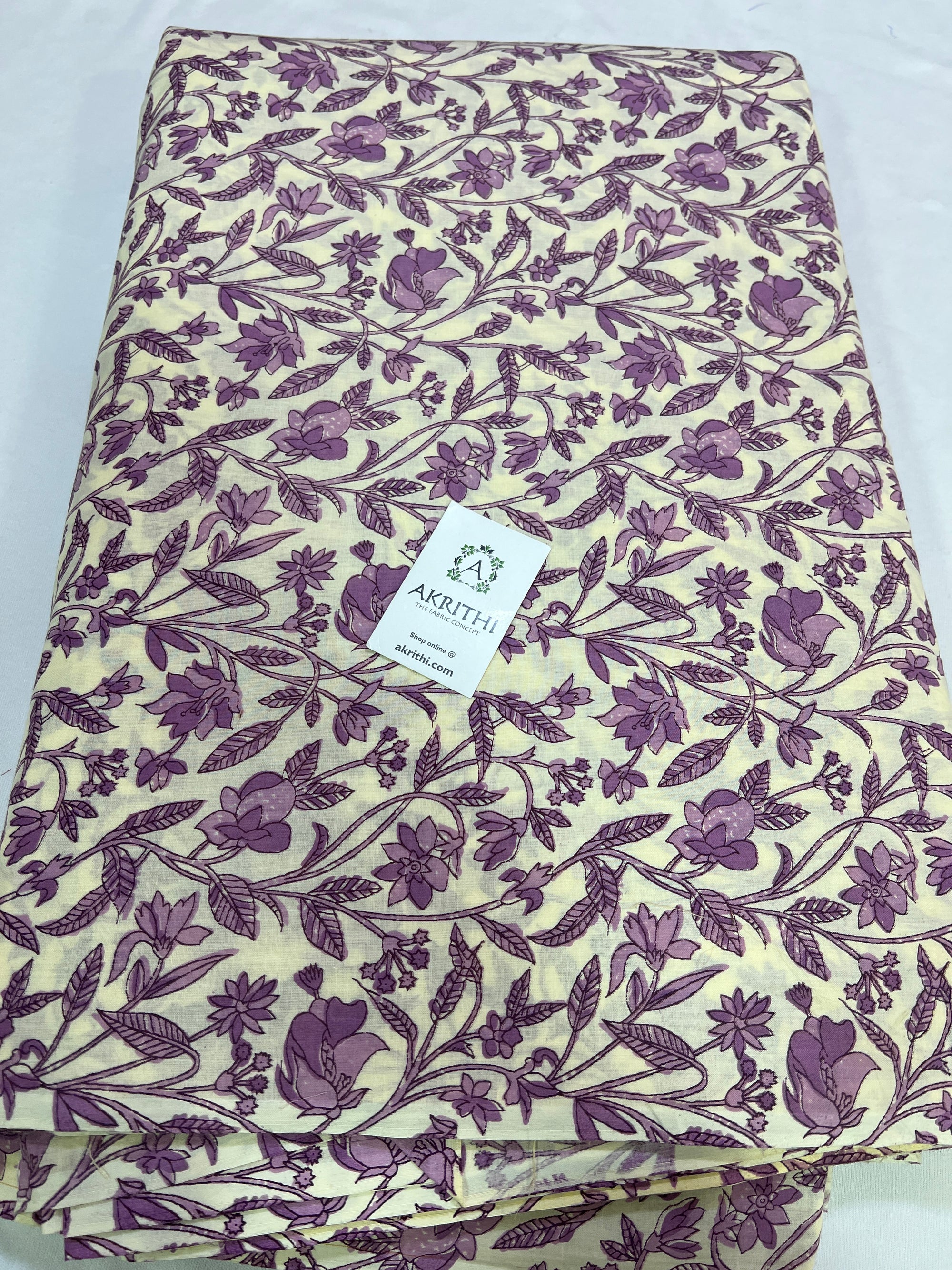 Printed pure cotton fabric