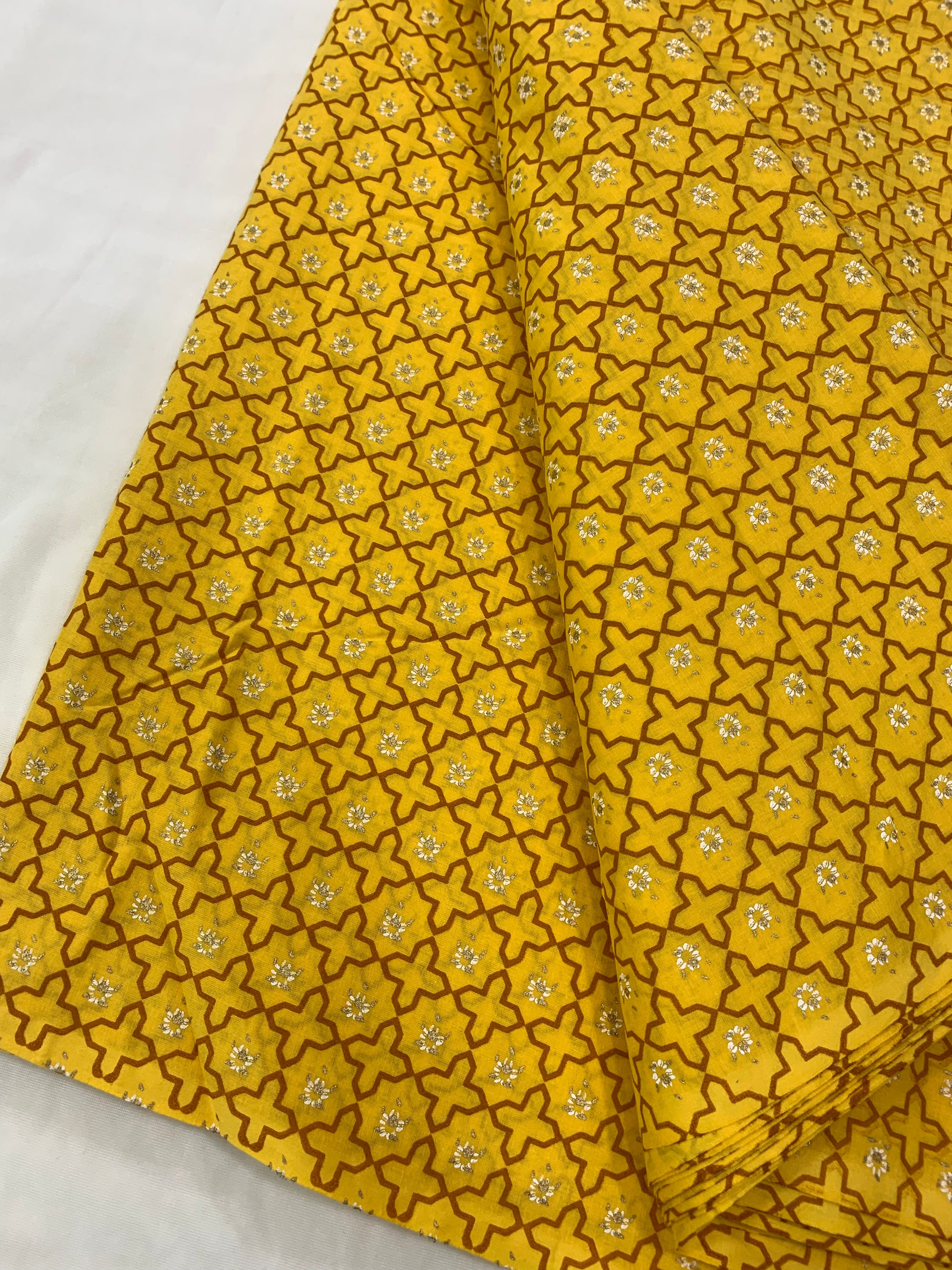 Printed pure cotton fabric