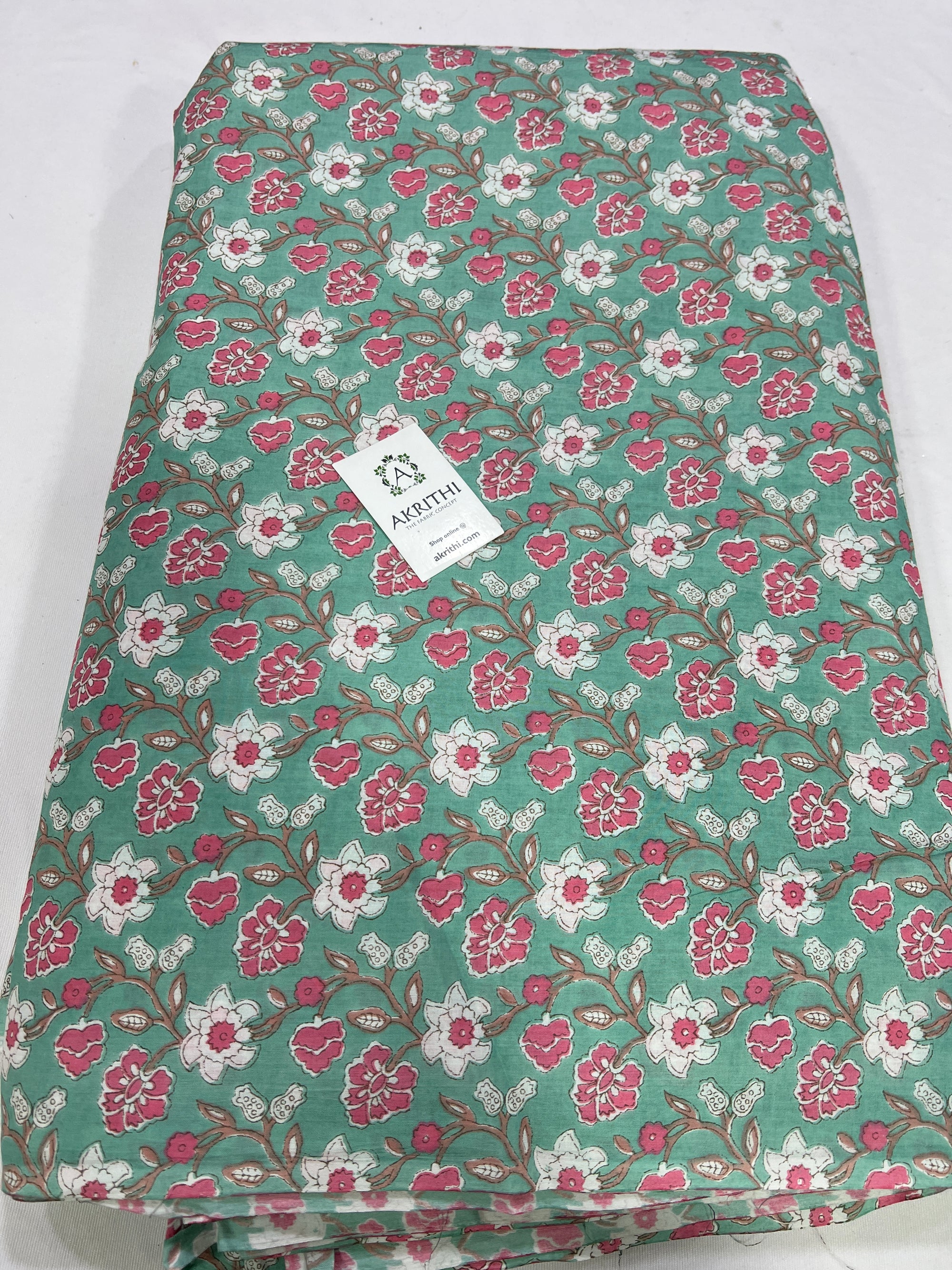 Printed pure cotton fabric