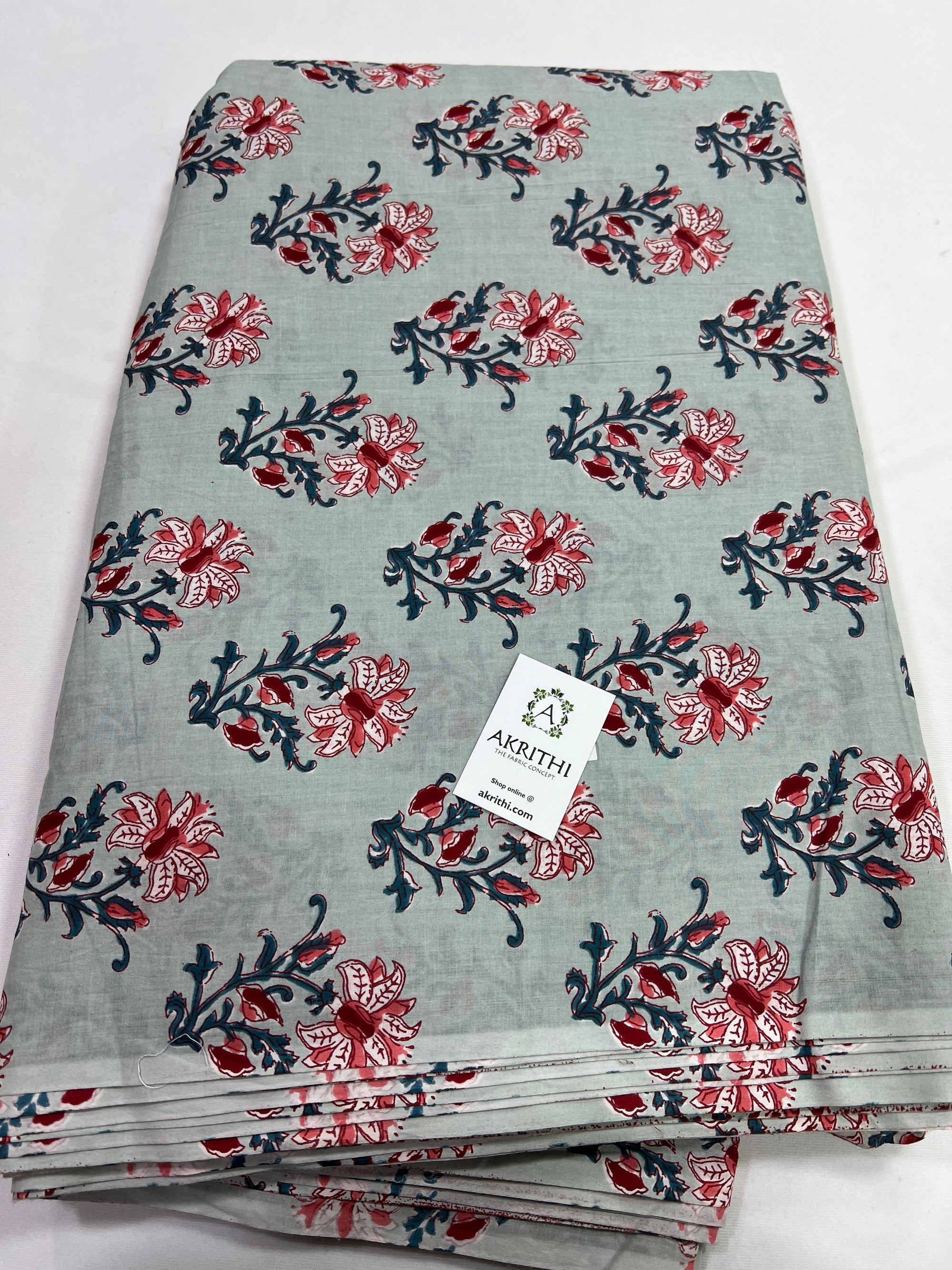 Printed pure cotton fabric