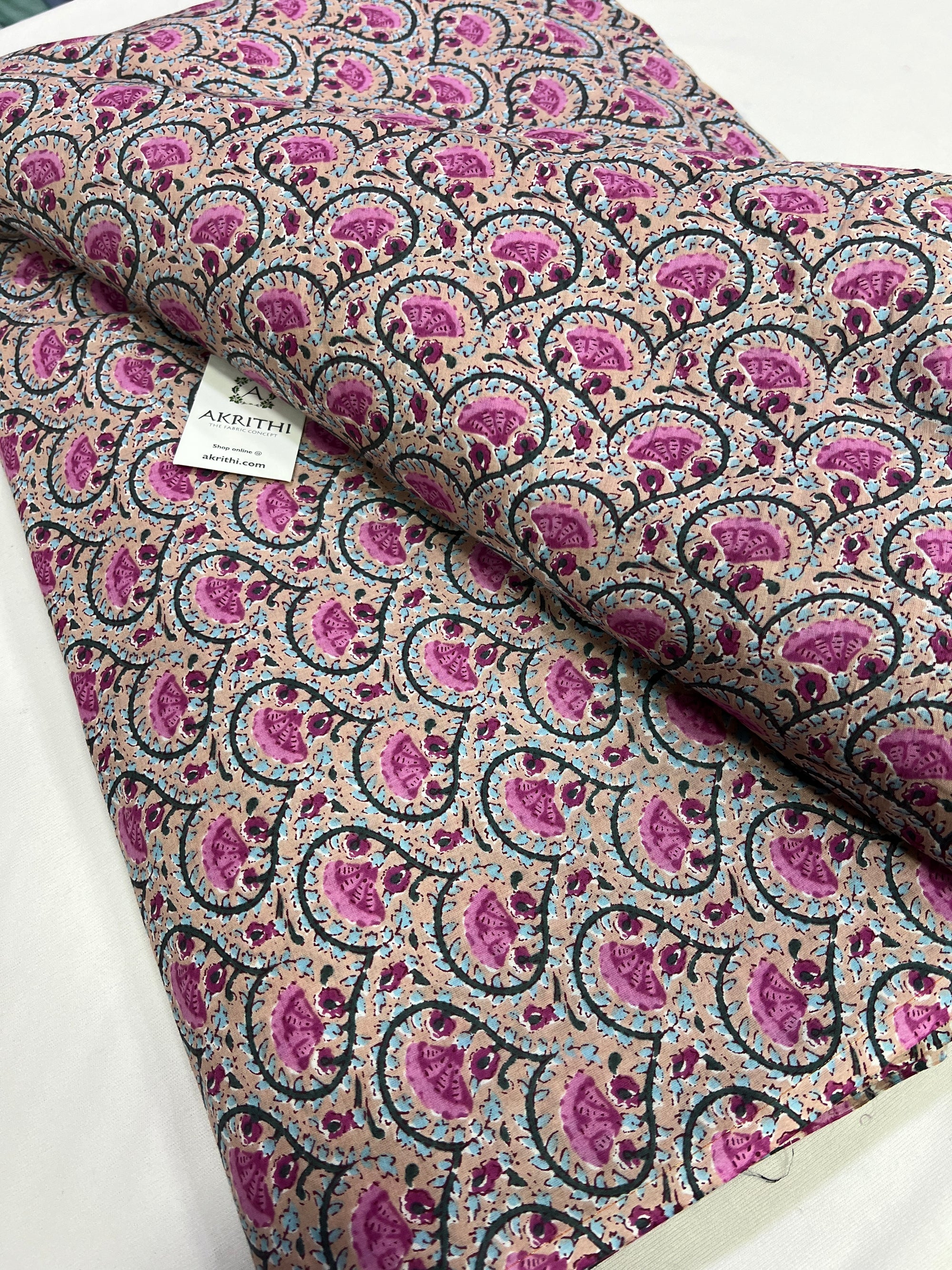 Printed pure cotton fabric