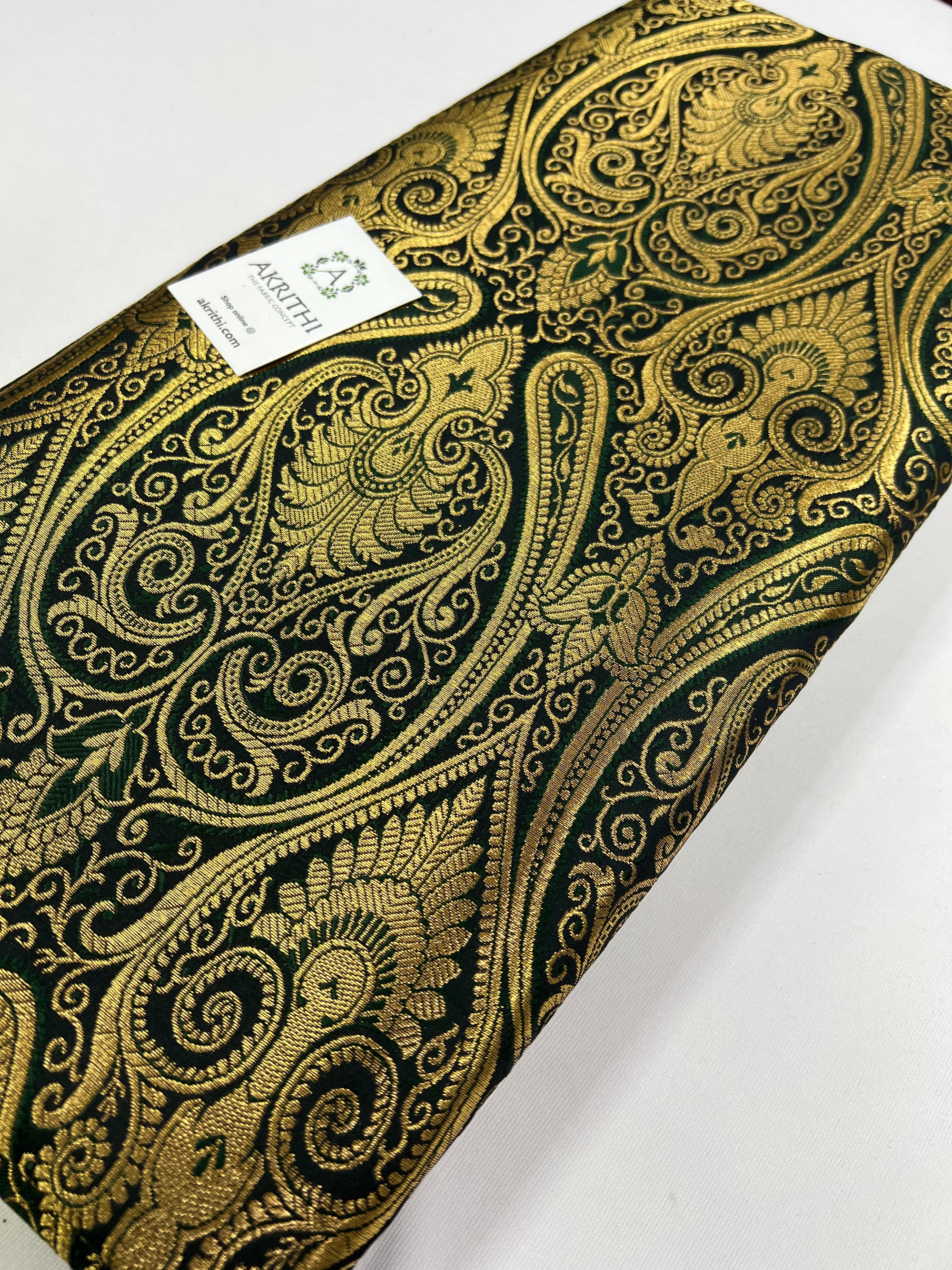 Handloom Banarasi brocade fabric
