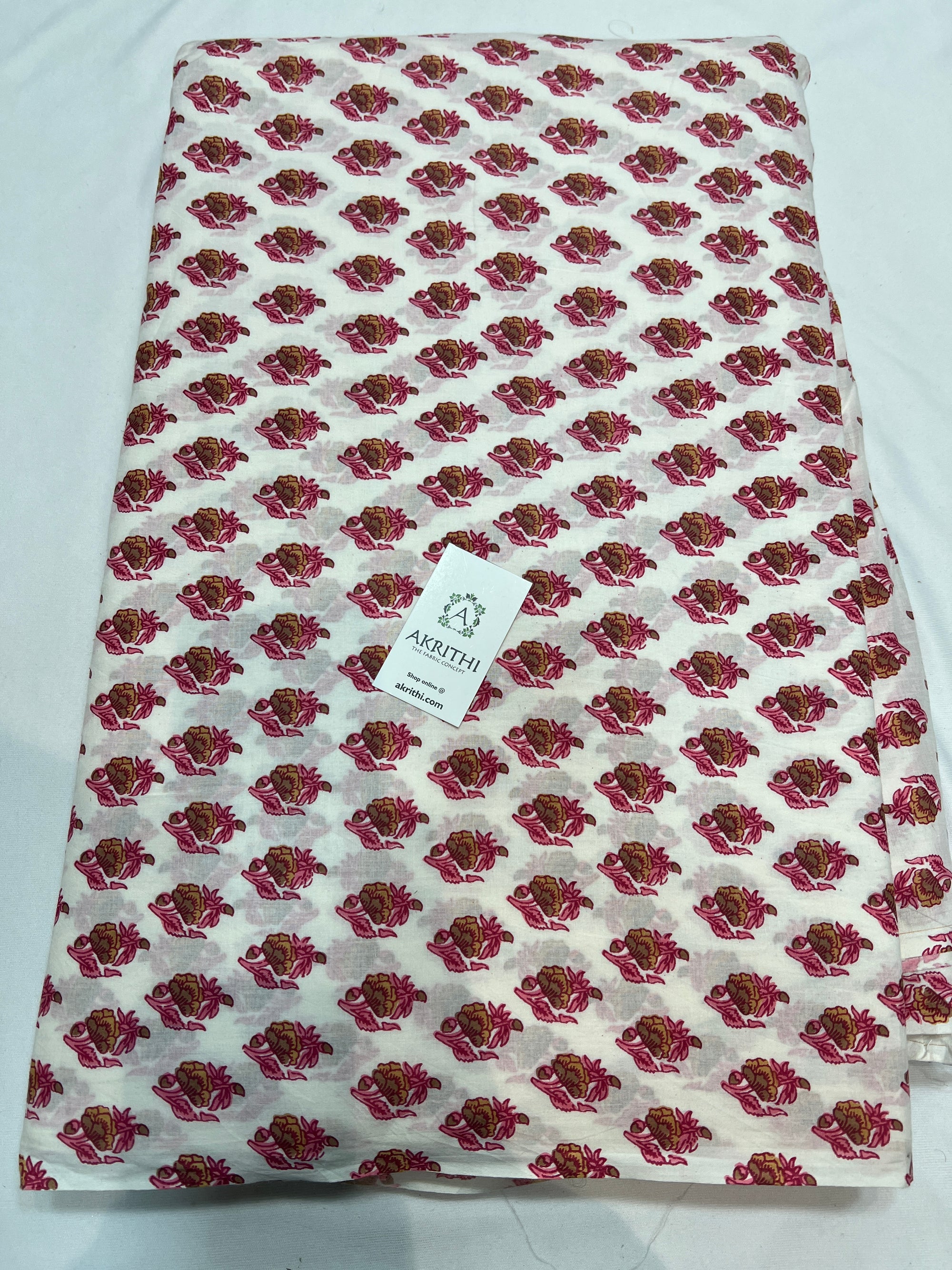 Printed pure cotton fabric