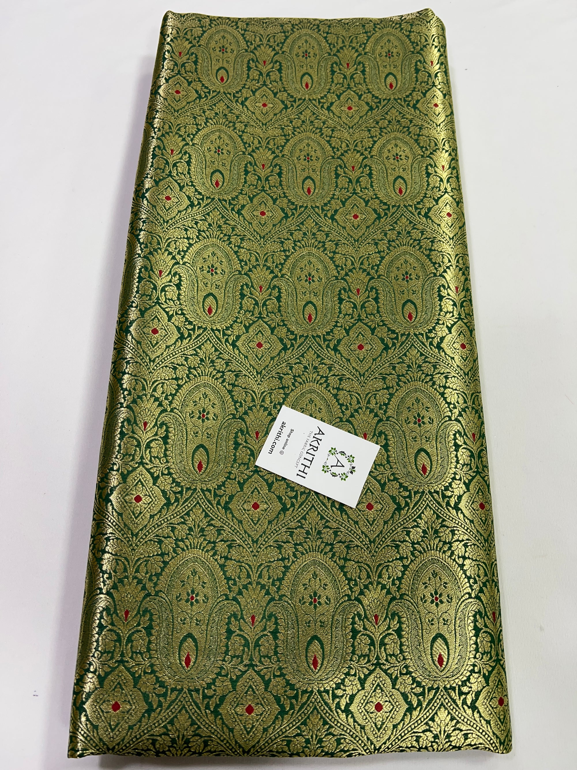Handloom Banarasi brocade fabric