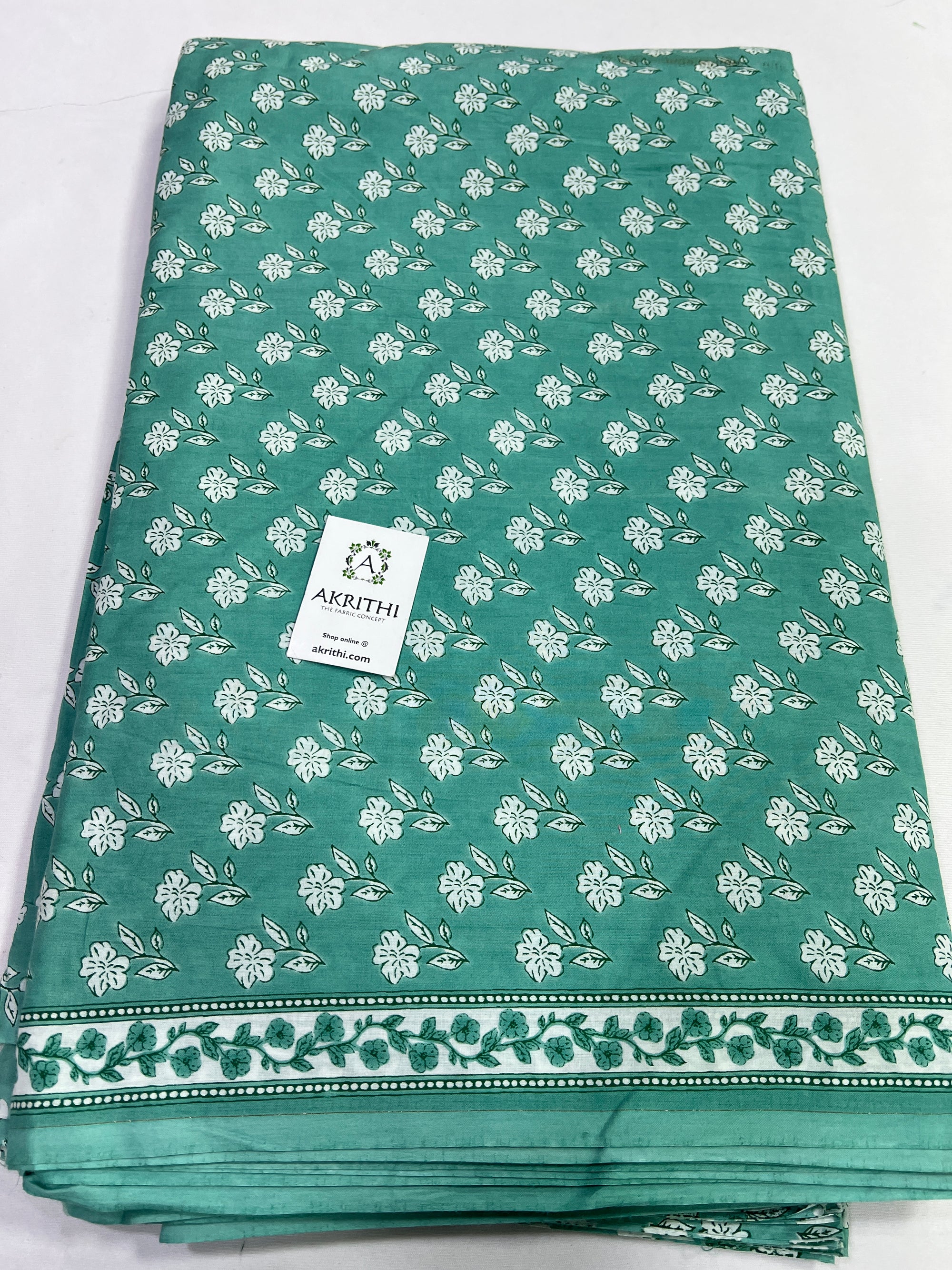 Printed pure cotton fabric
