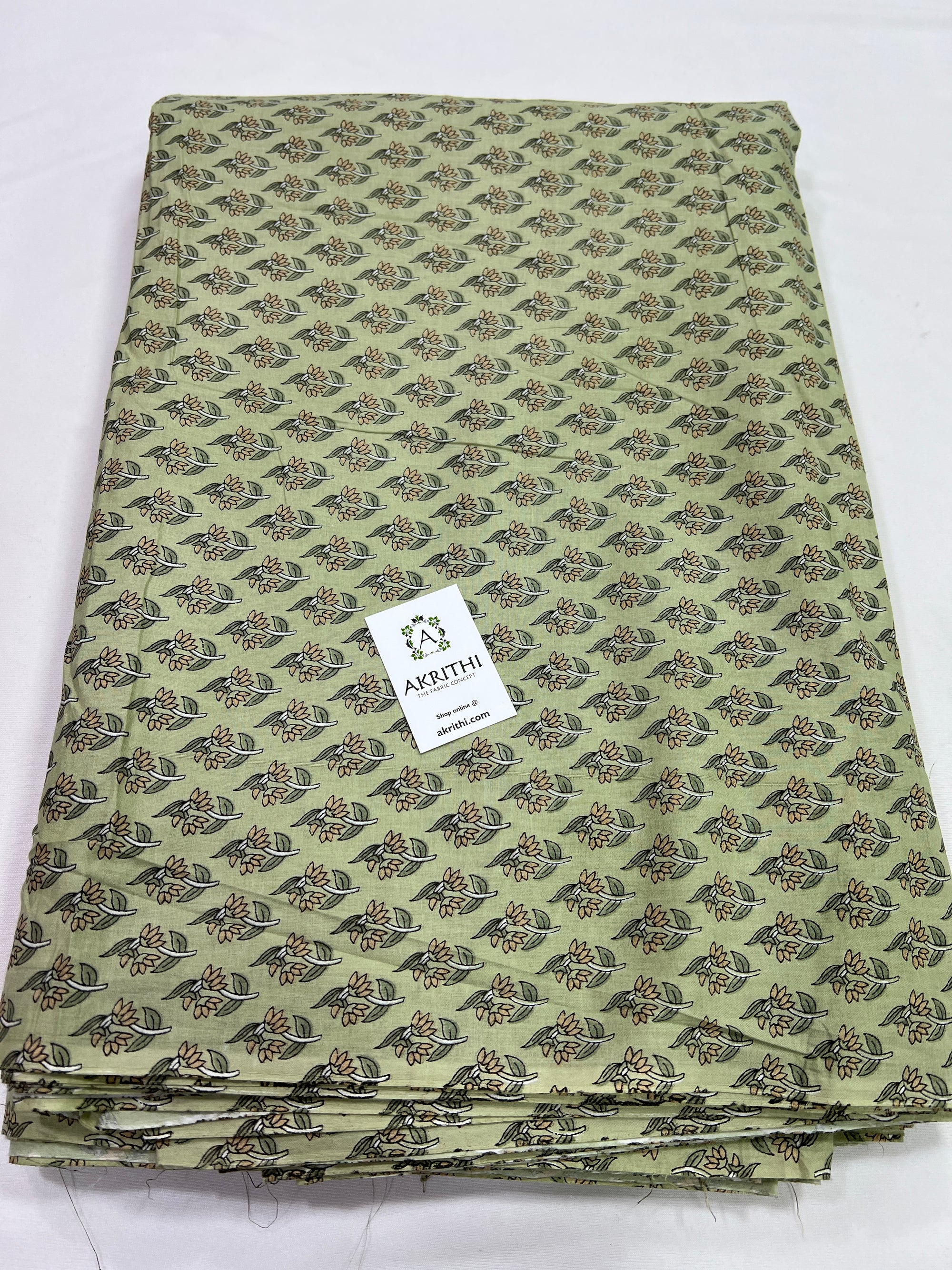 Printed pure cotton fabric