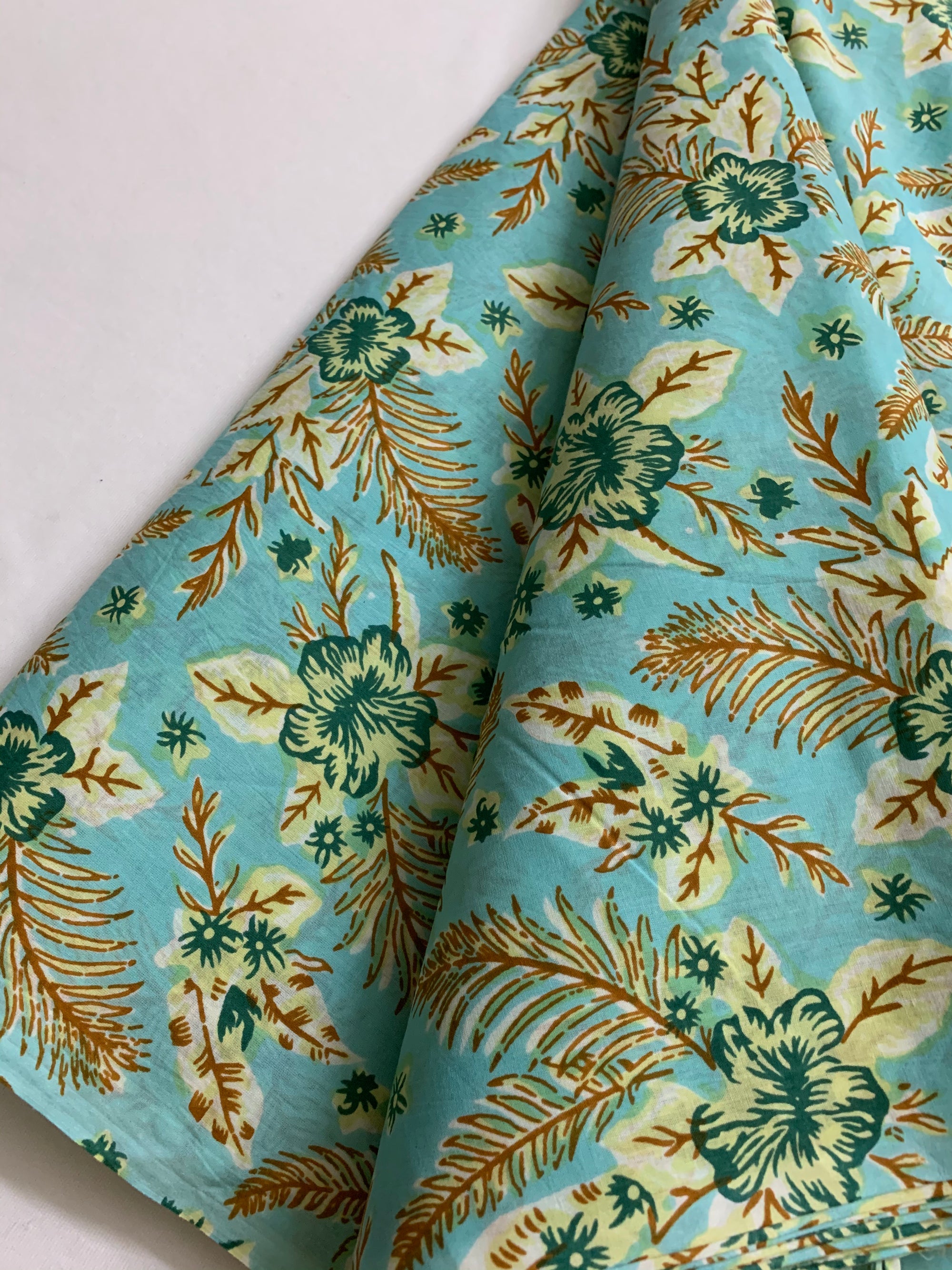 Printed pure cotton fabric