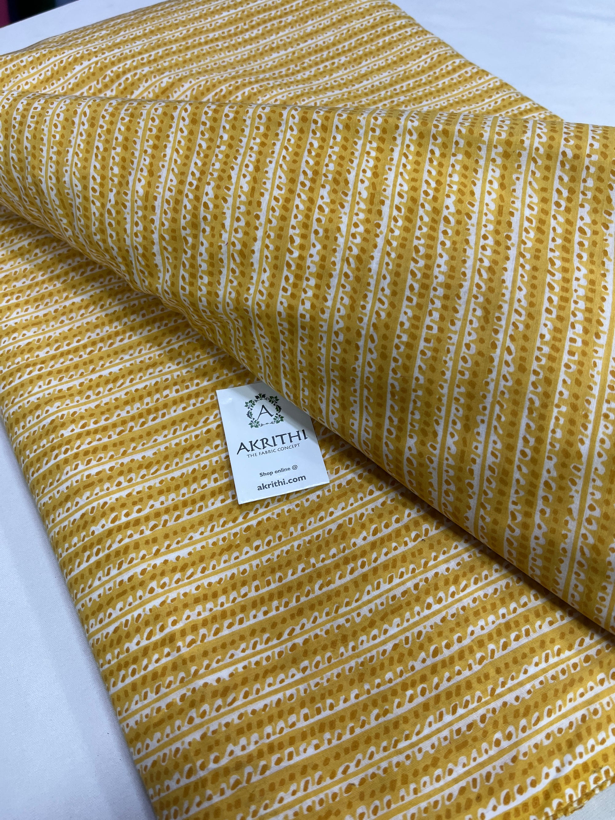 Printed pure cotton fabric