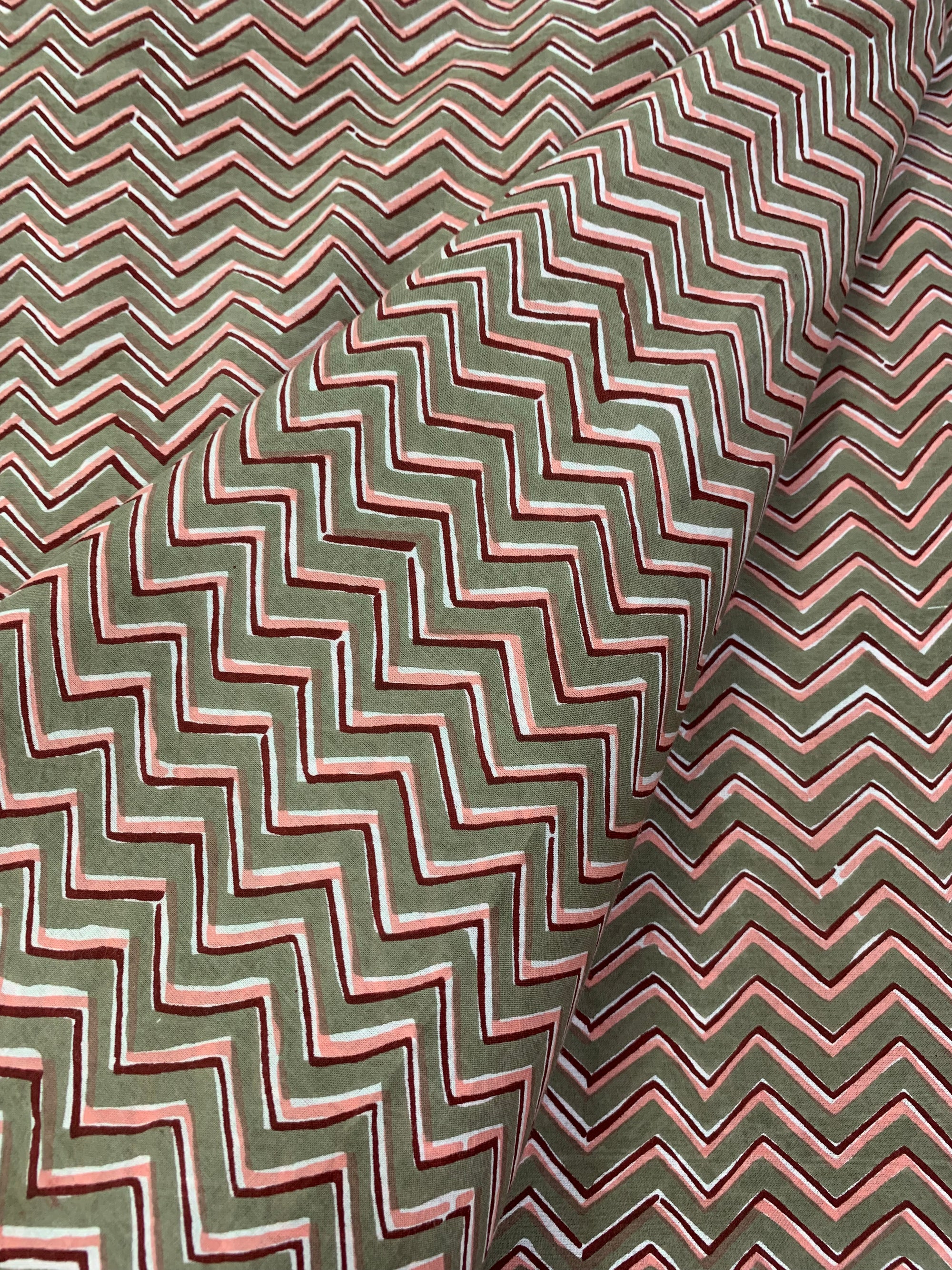 Printed pure cotton fabric