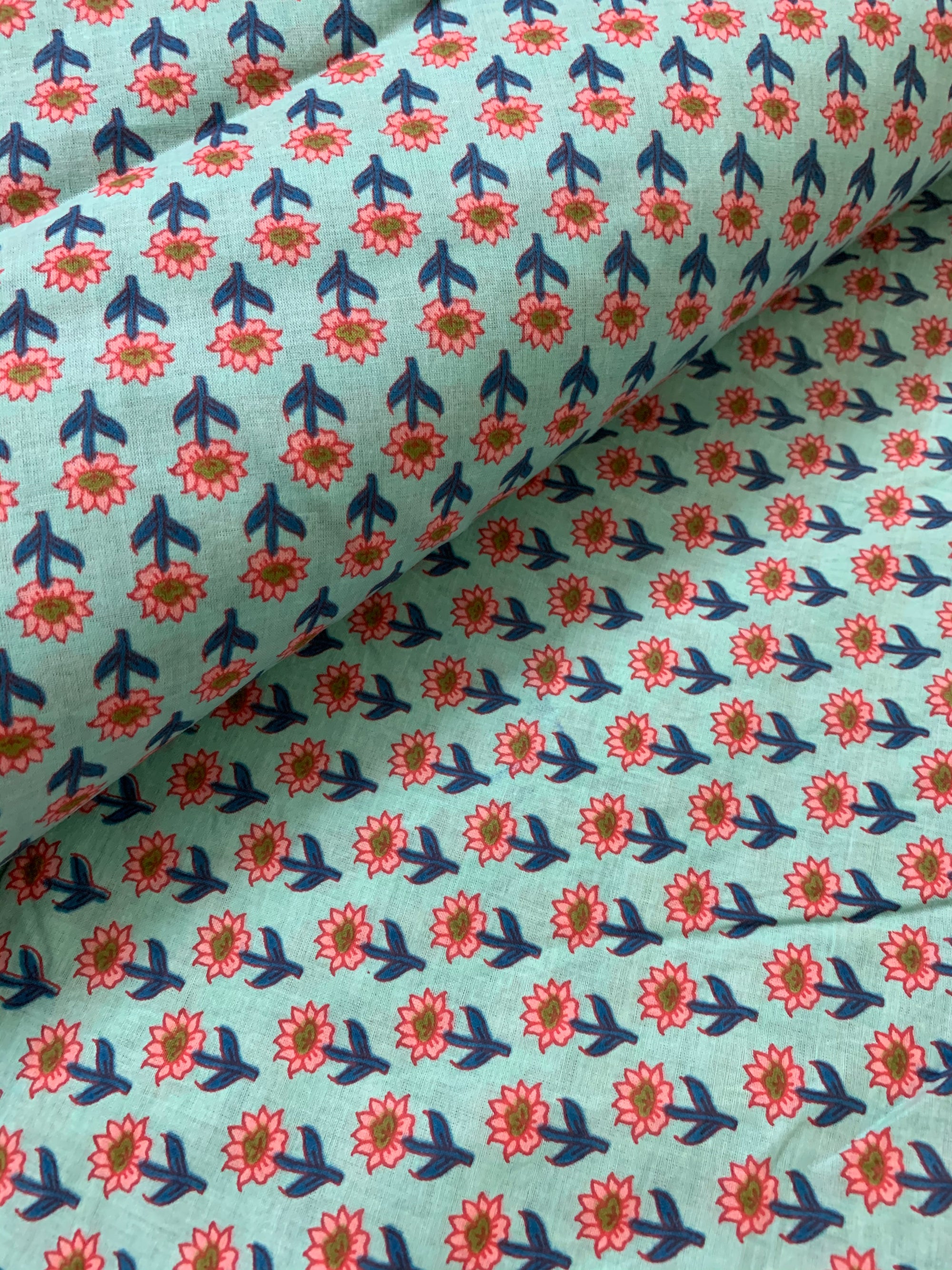 Printed pure cotton fabric