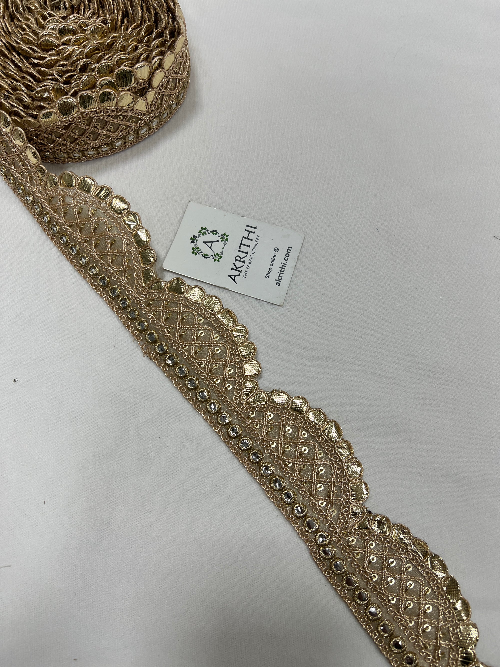 Embroidered lace 9 metres roll