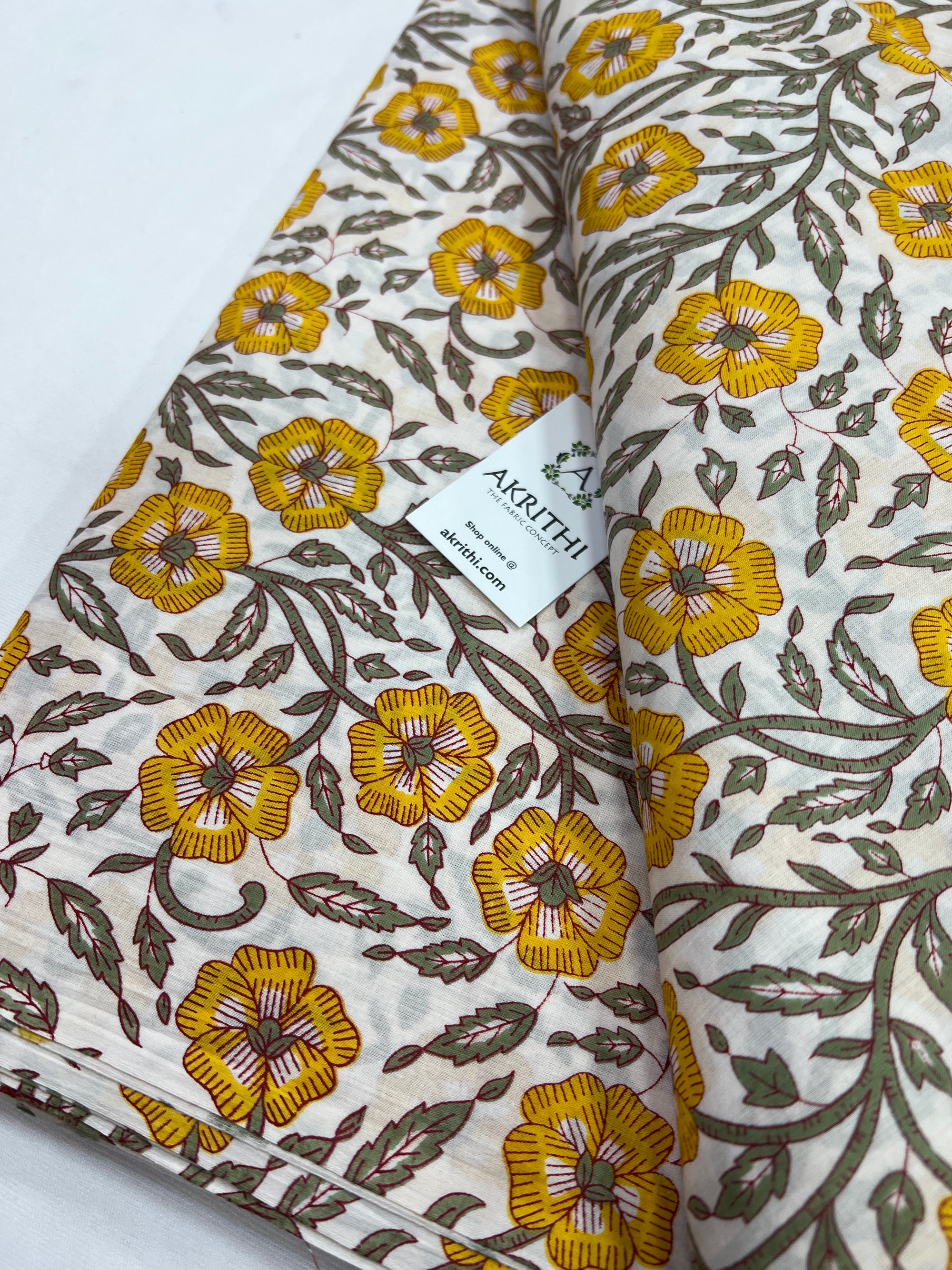 Printed pure cotton fabric