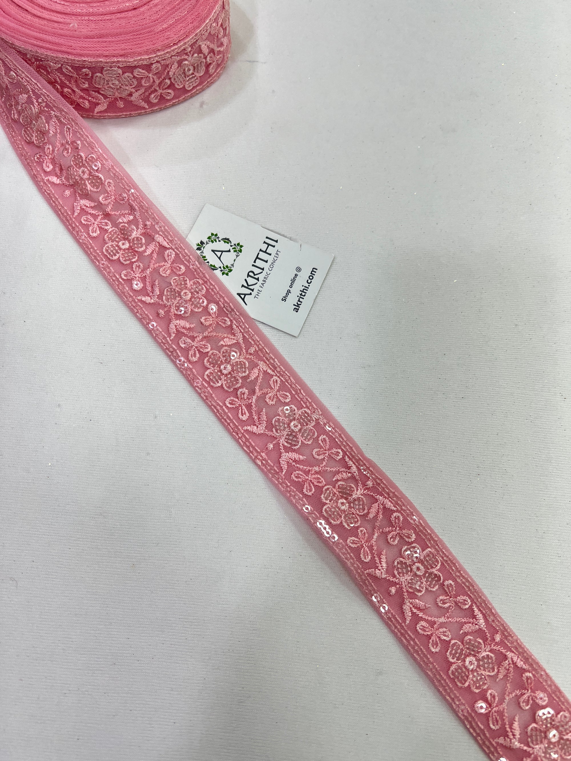 Embroidered lace 9 metres roll