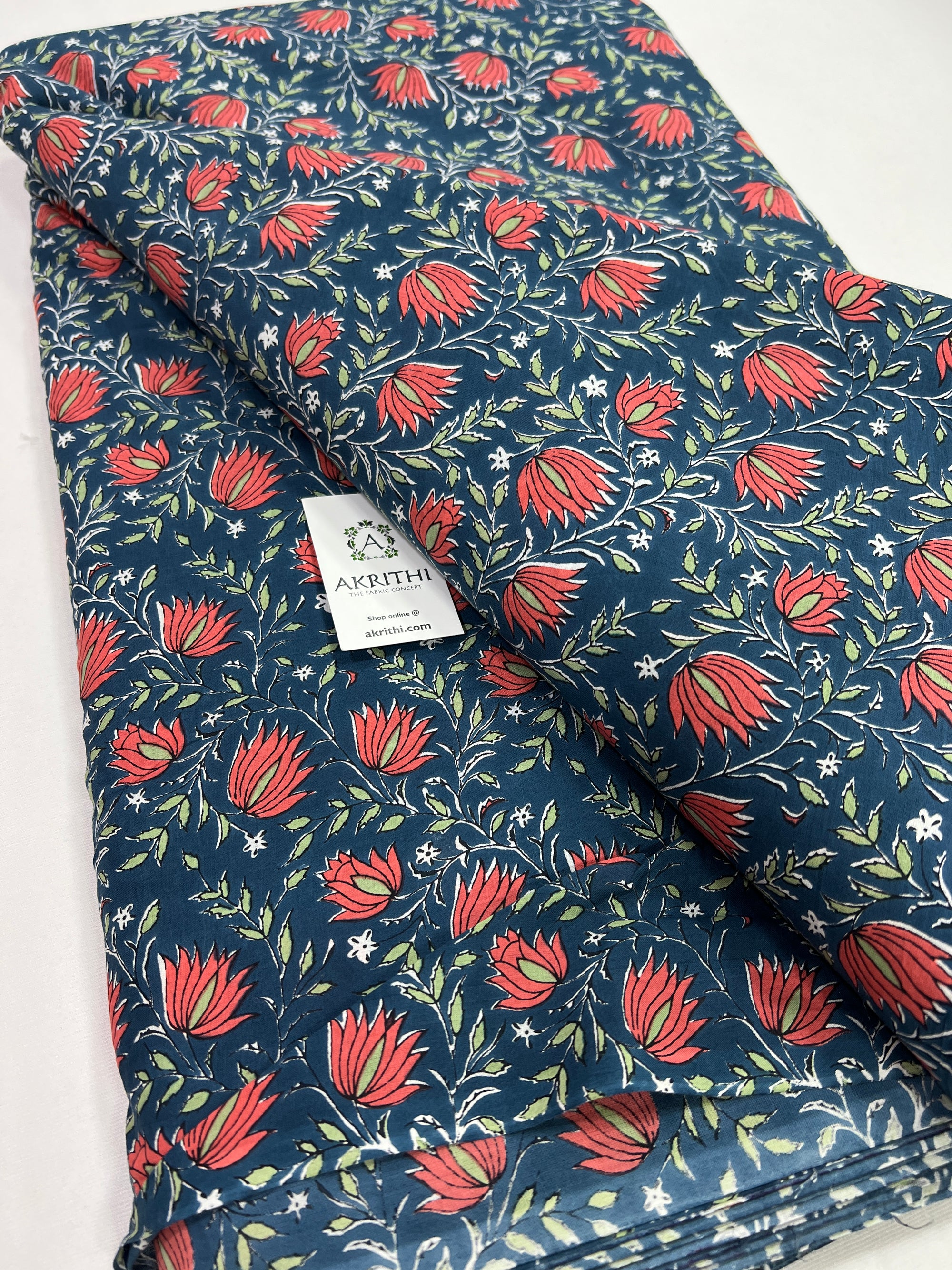 Printed pure cotton fabric