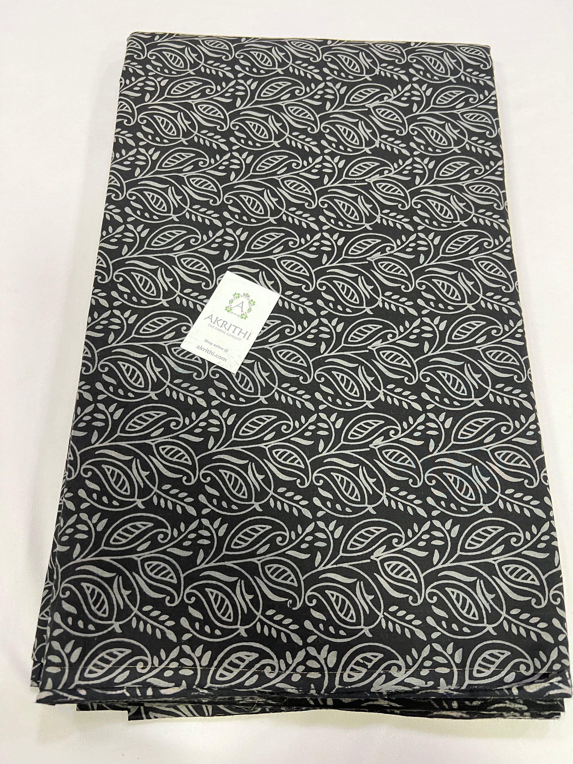 Printed pure cotton fabric