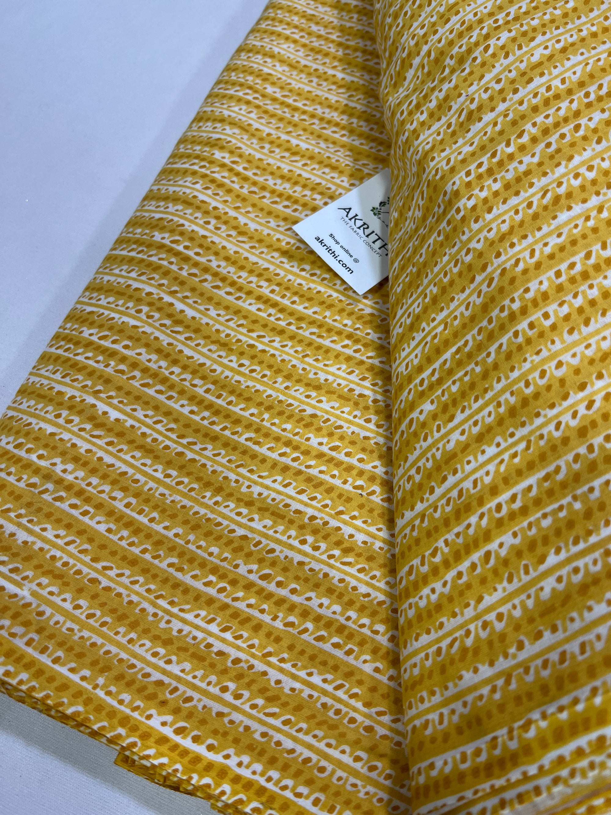 Printed pure cotton fabric
