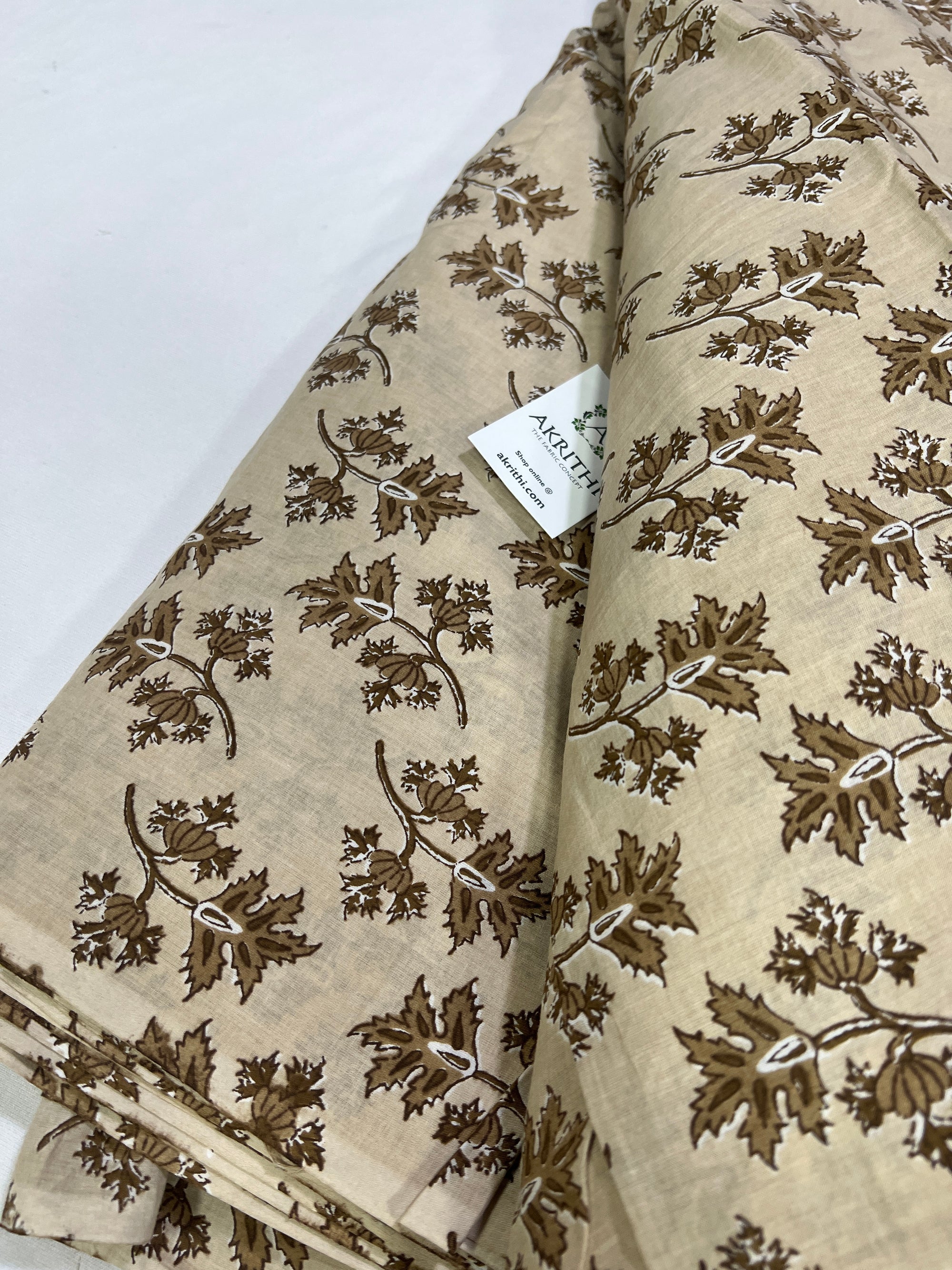 Printed pure cotton fabric