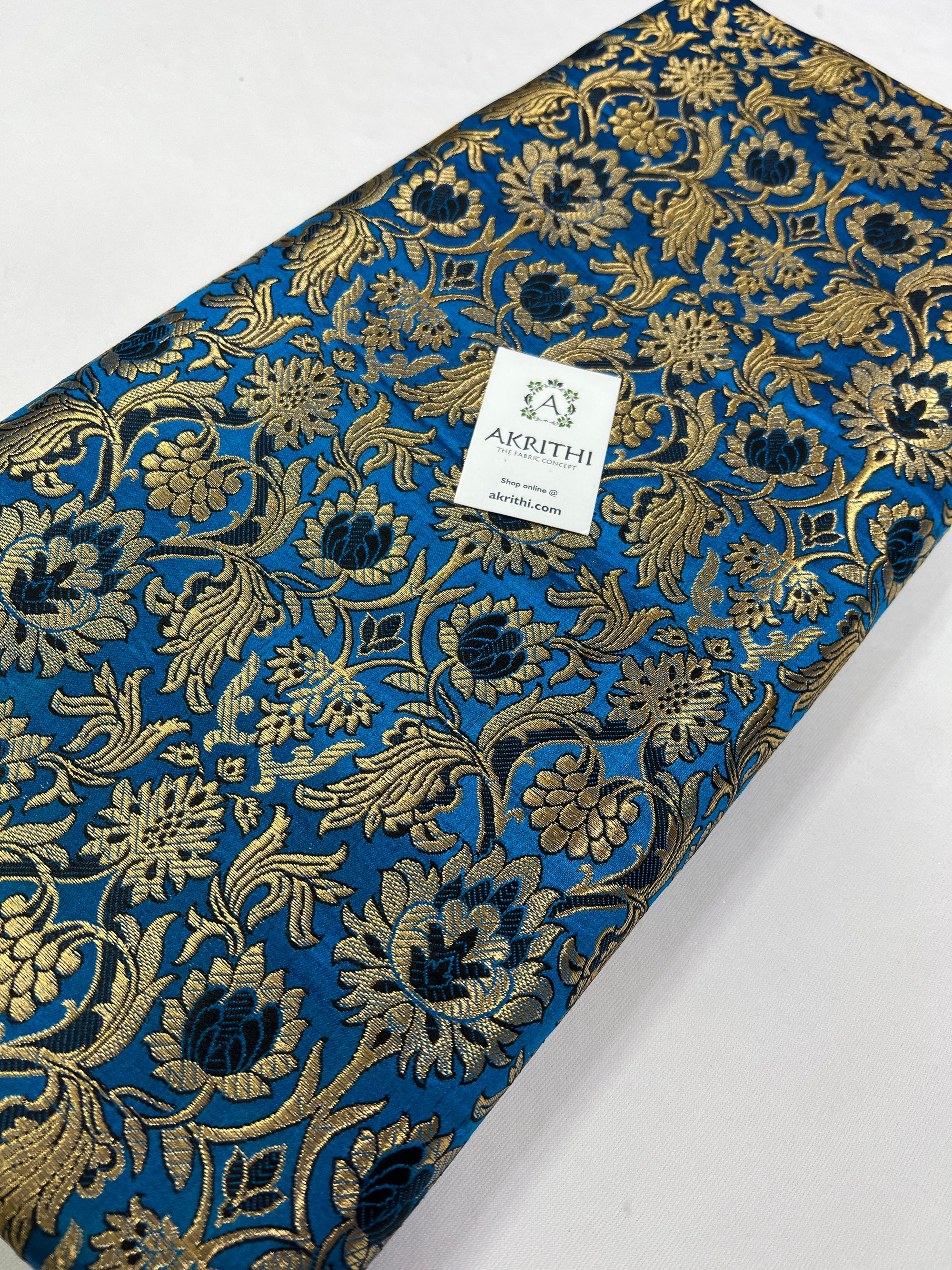 Handloom Banarasi brocade fabric