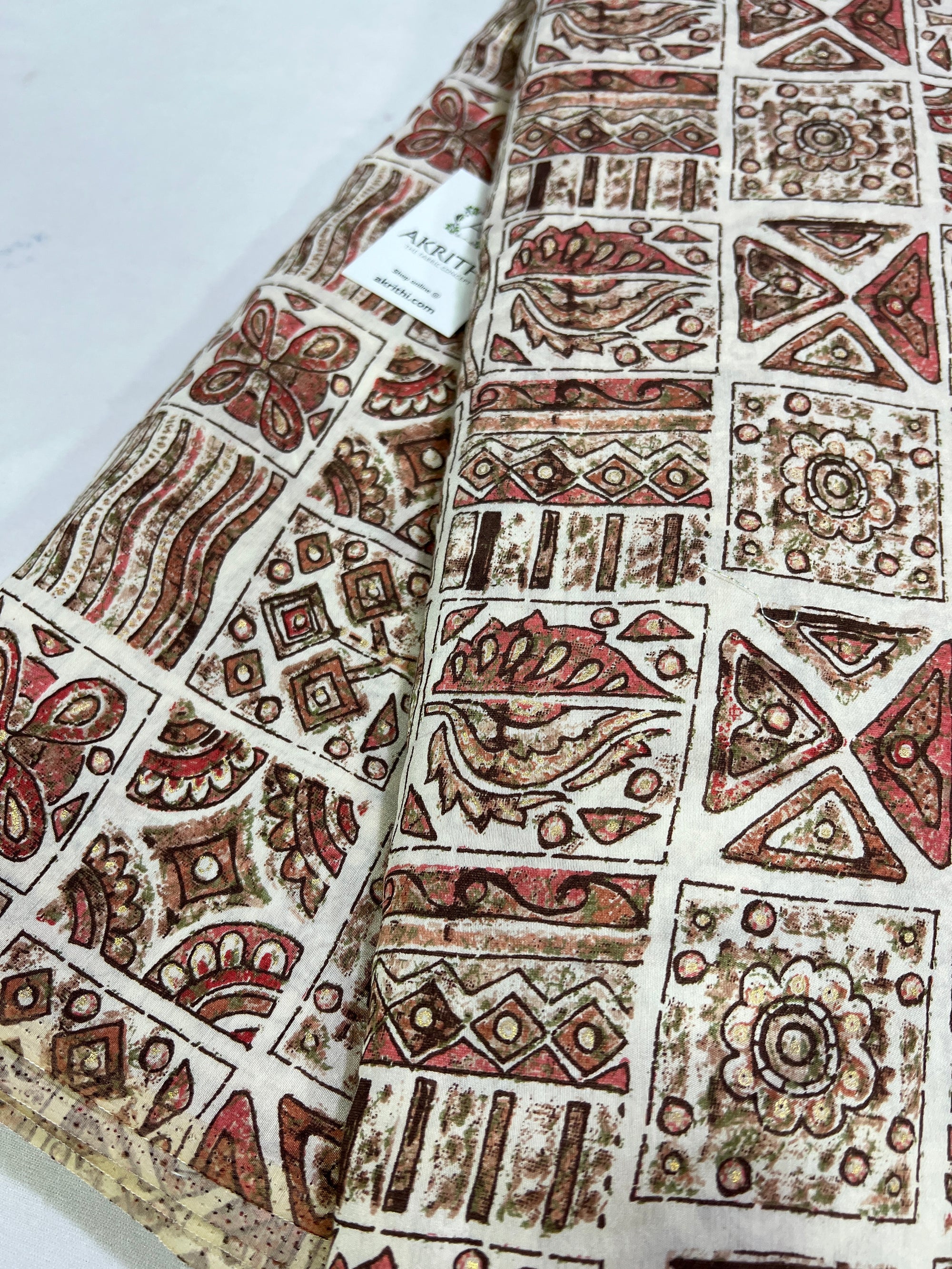 Printed silk fabric
