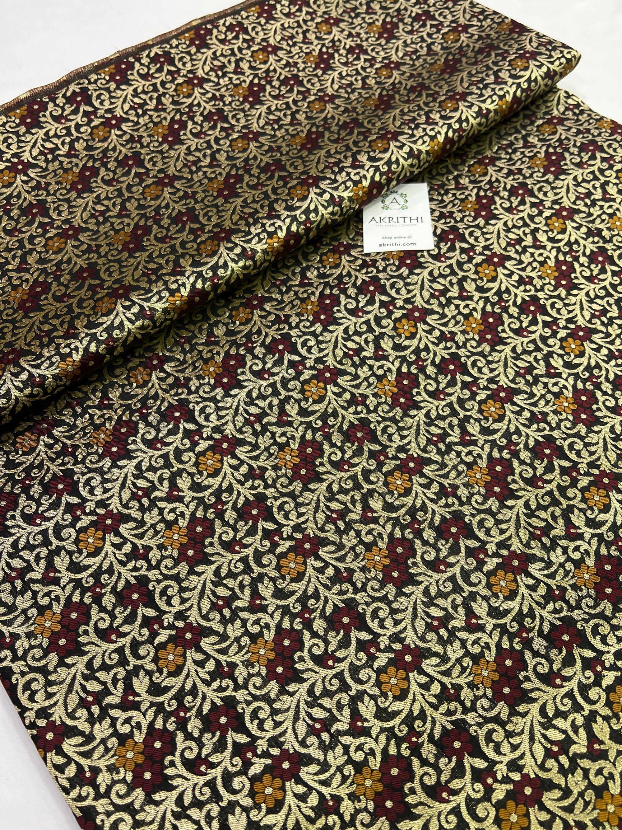 Banarasi kimkhab fabric