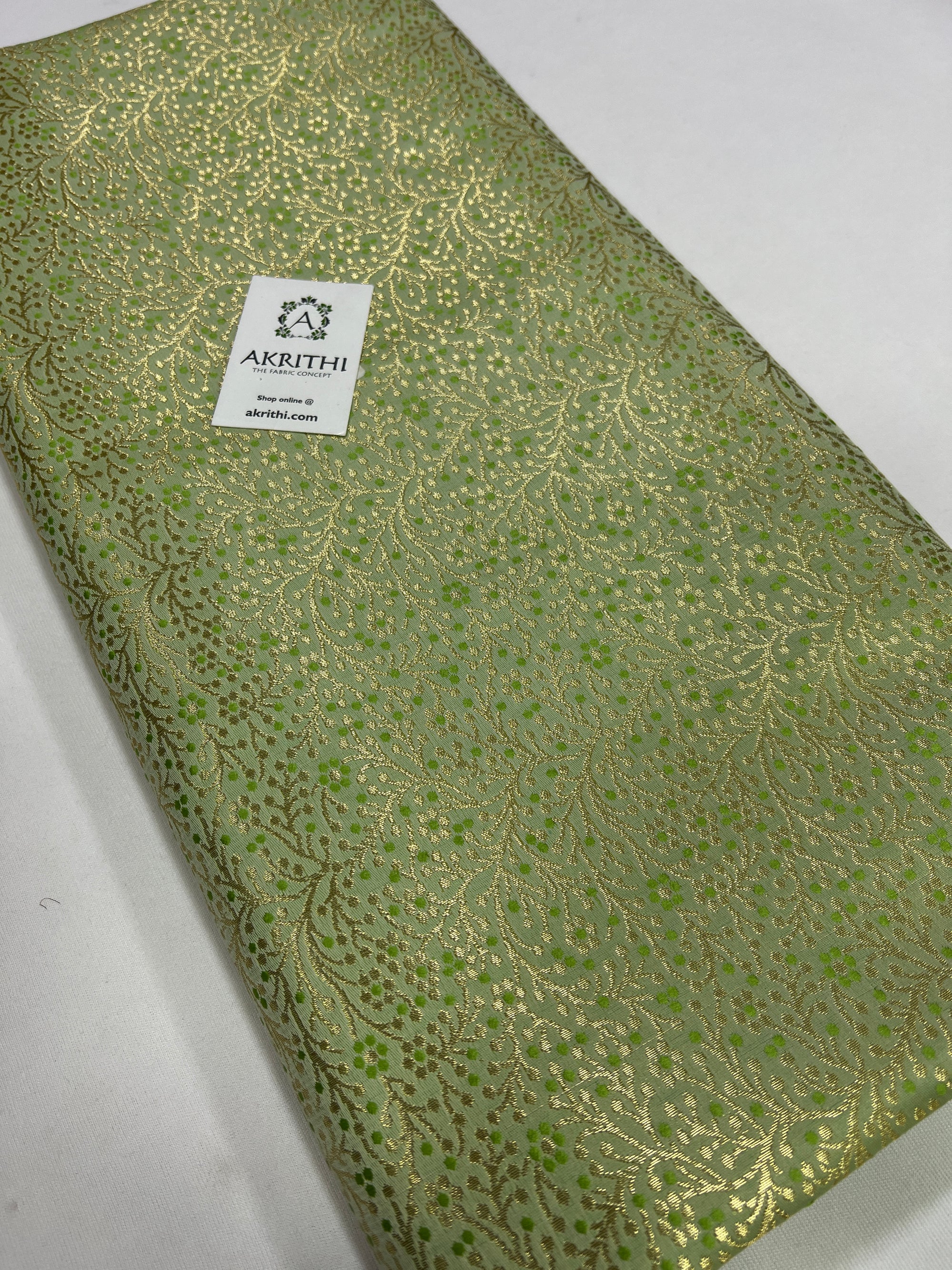 Handloom Banarasi brocade fabric