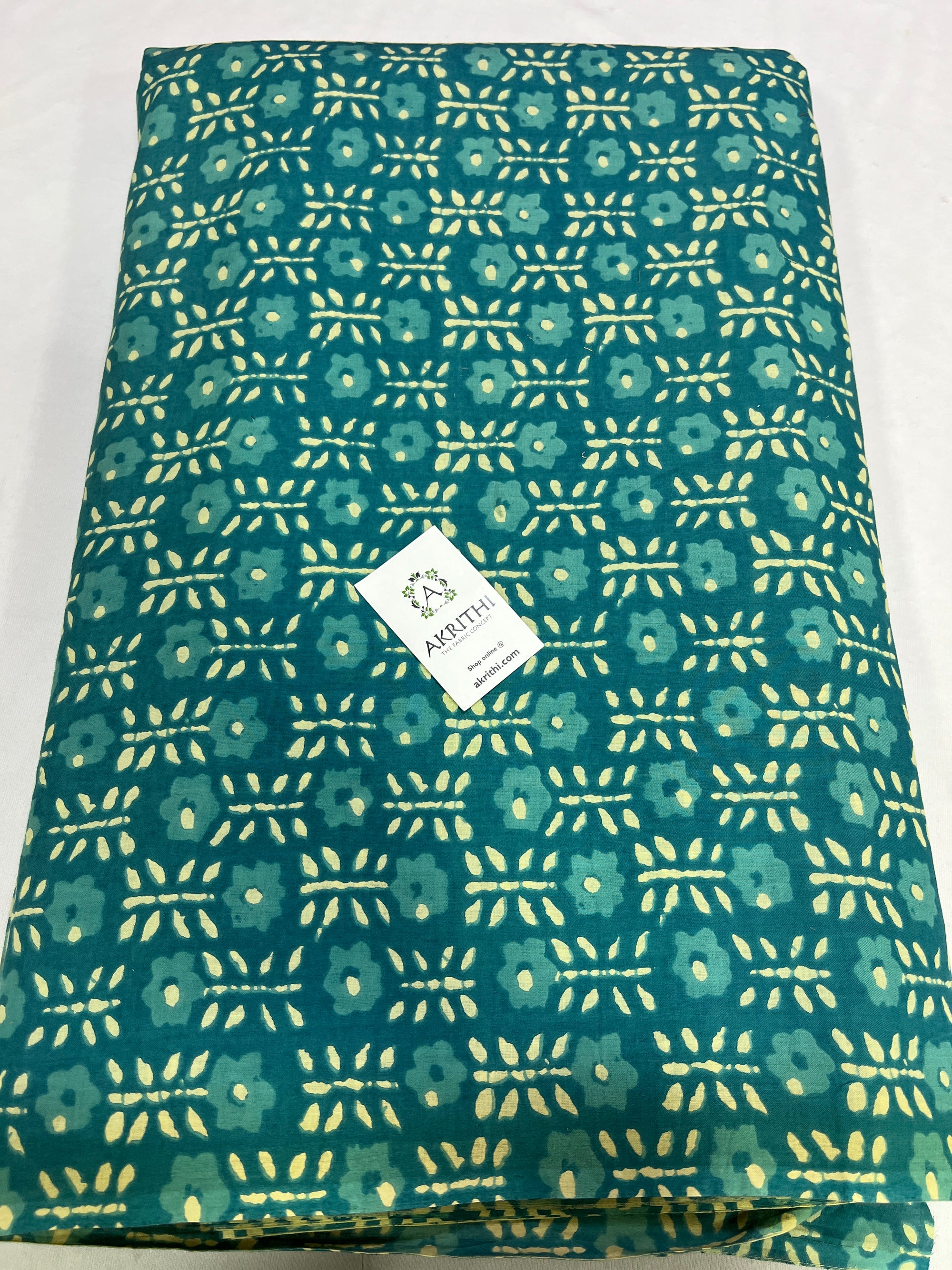 Printed pure cotton fabric