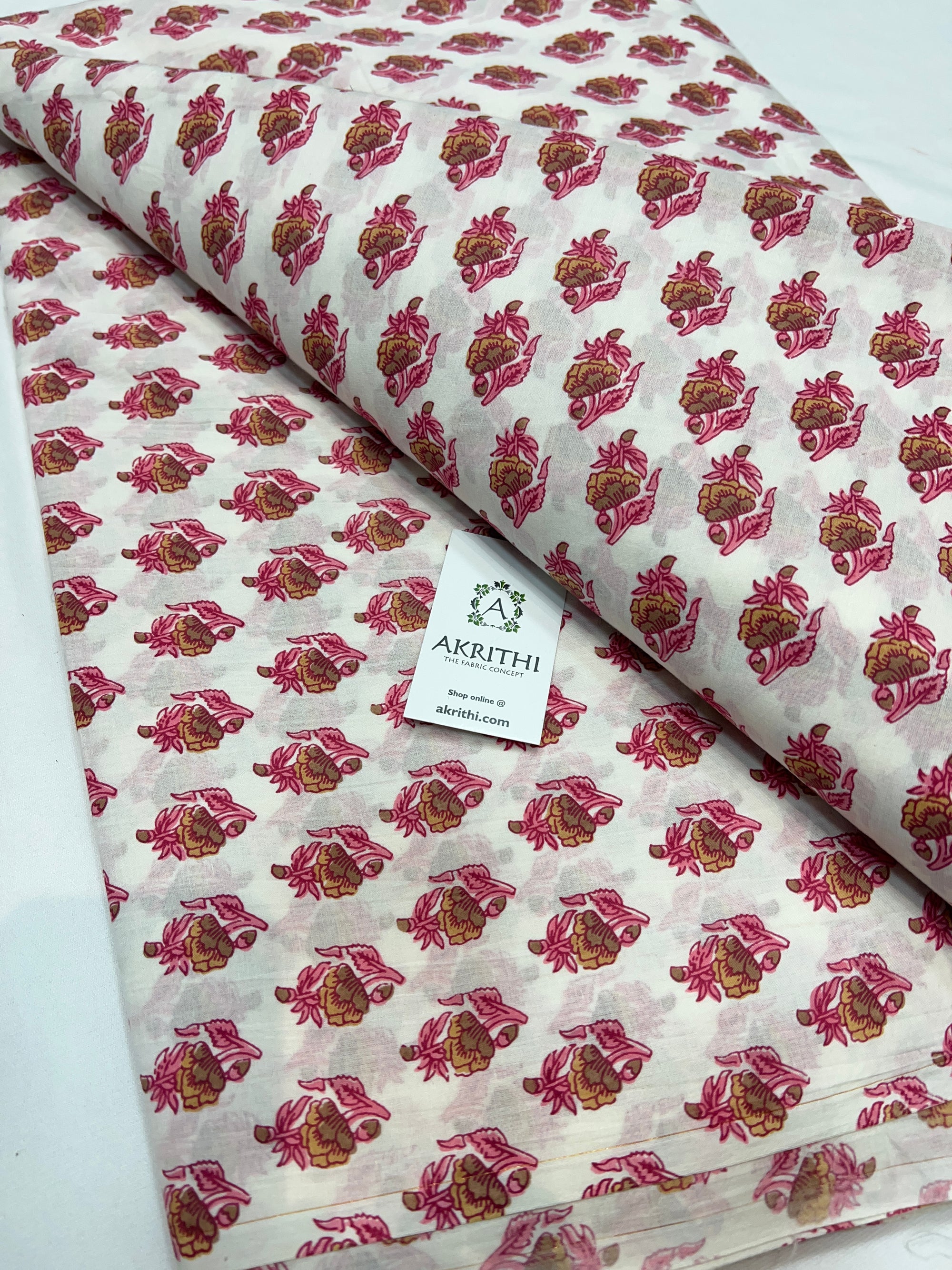 Printed pure cotton fabric