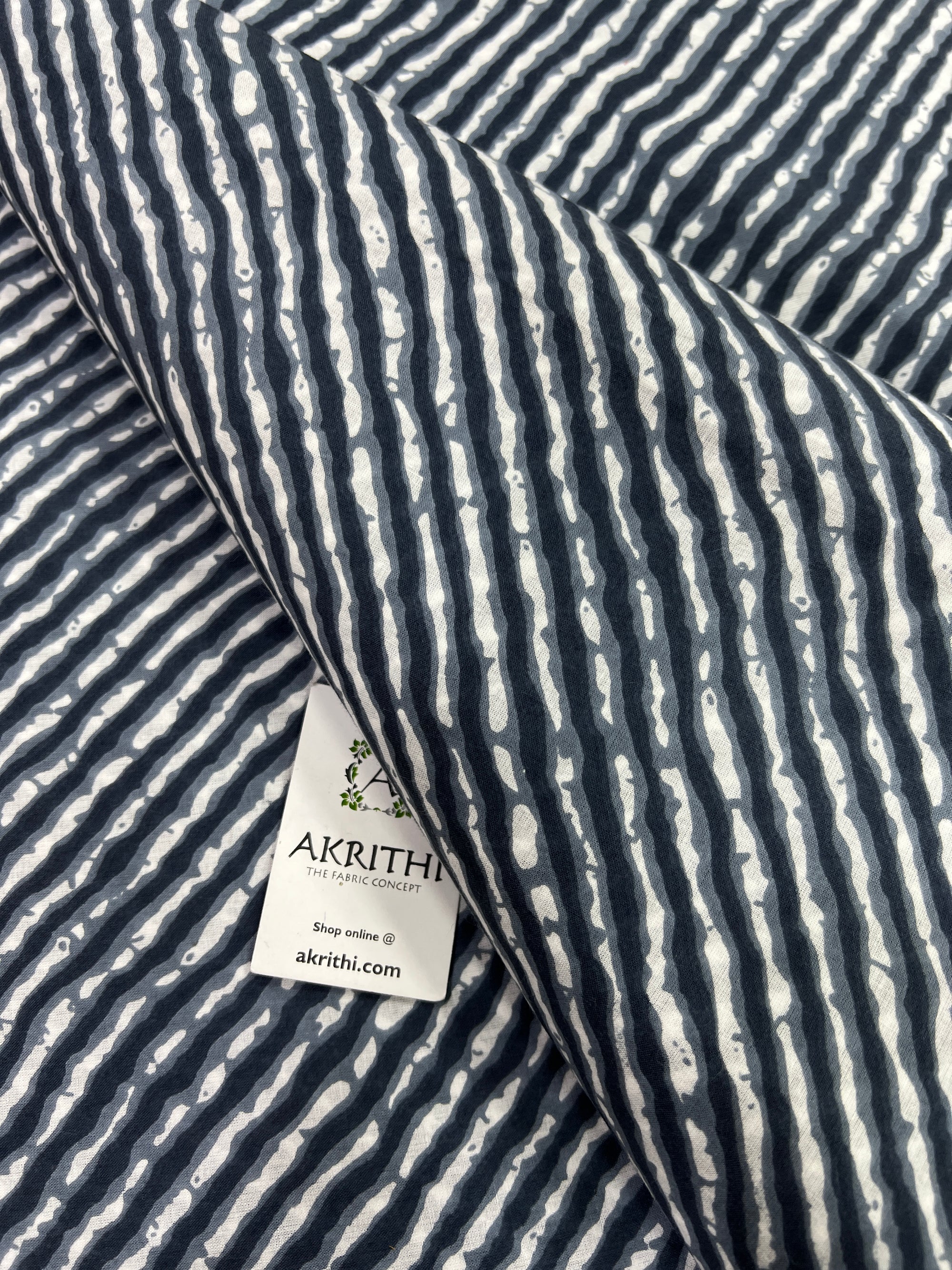 Printed pure cotton fabric