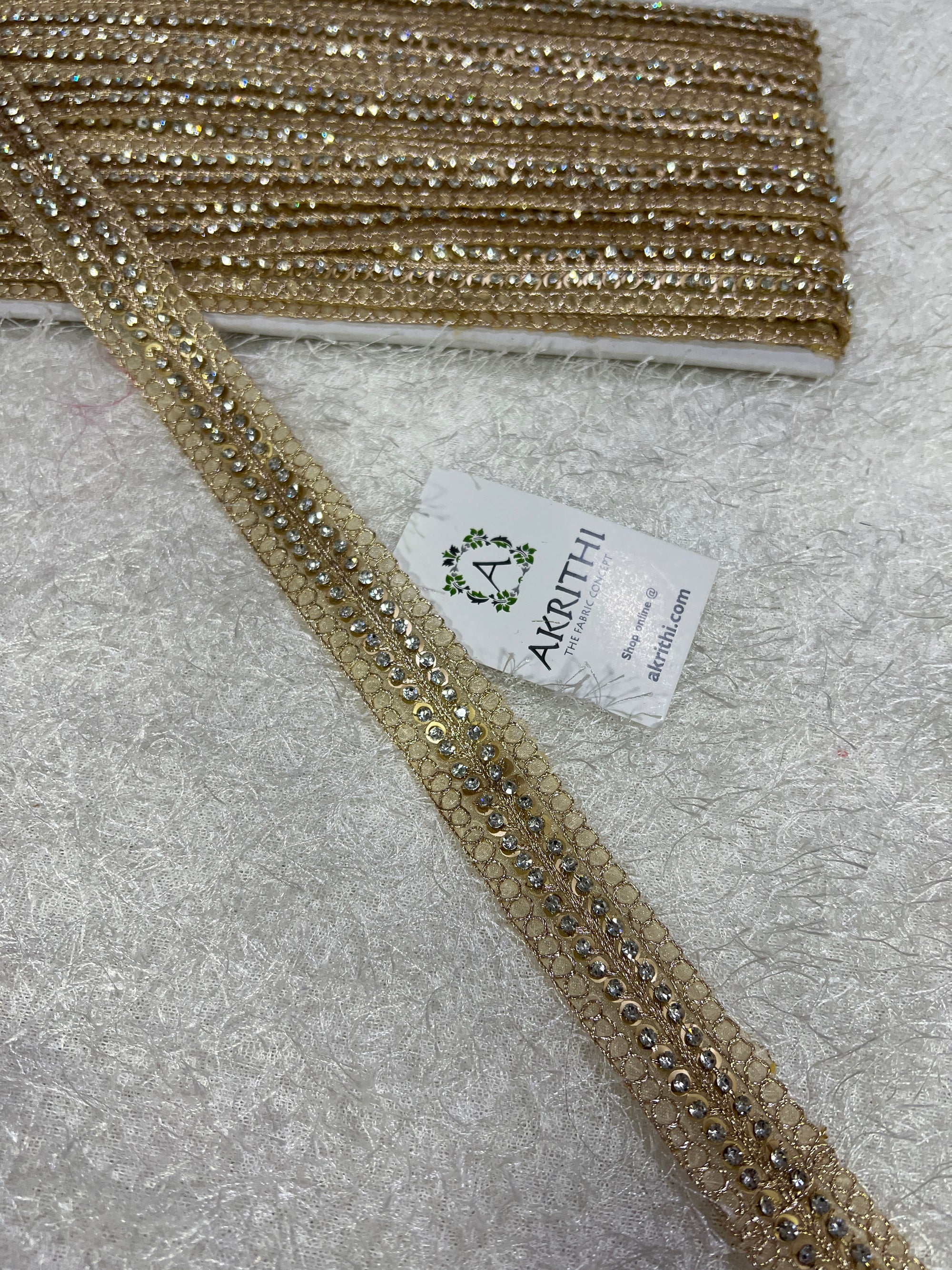 Embroidered lace 9 metres roll