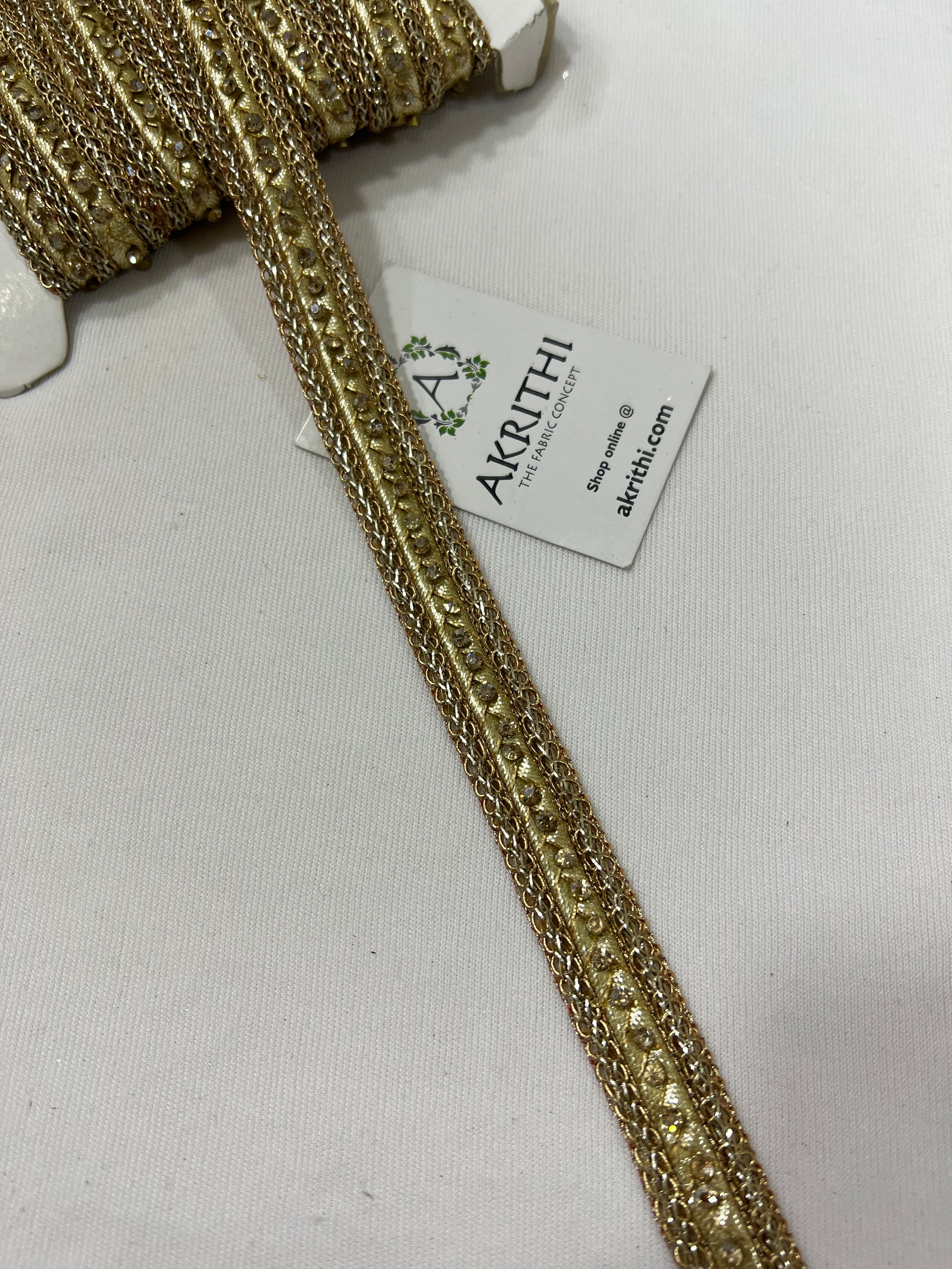 Embroidered lace 9 metres roll