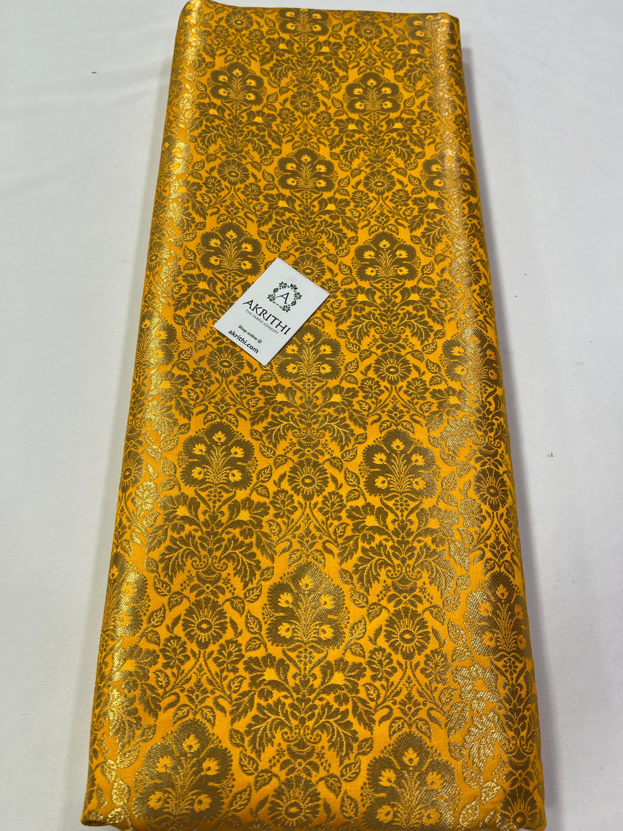 Handloom Banarasi brocade fabric