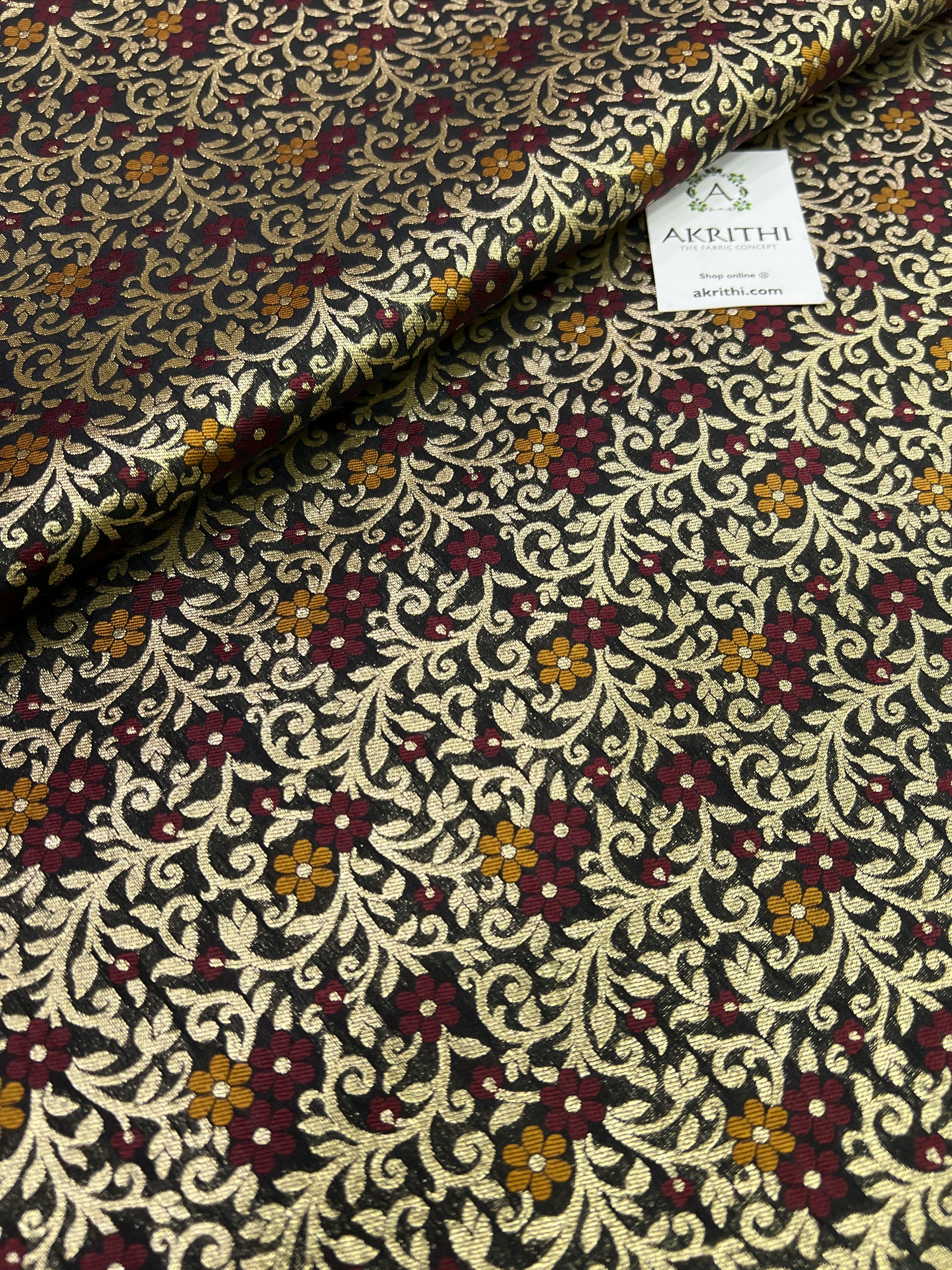 Banarasi kimkhab fabric