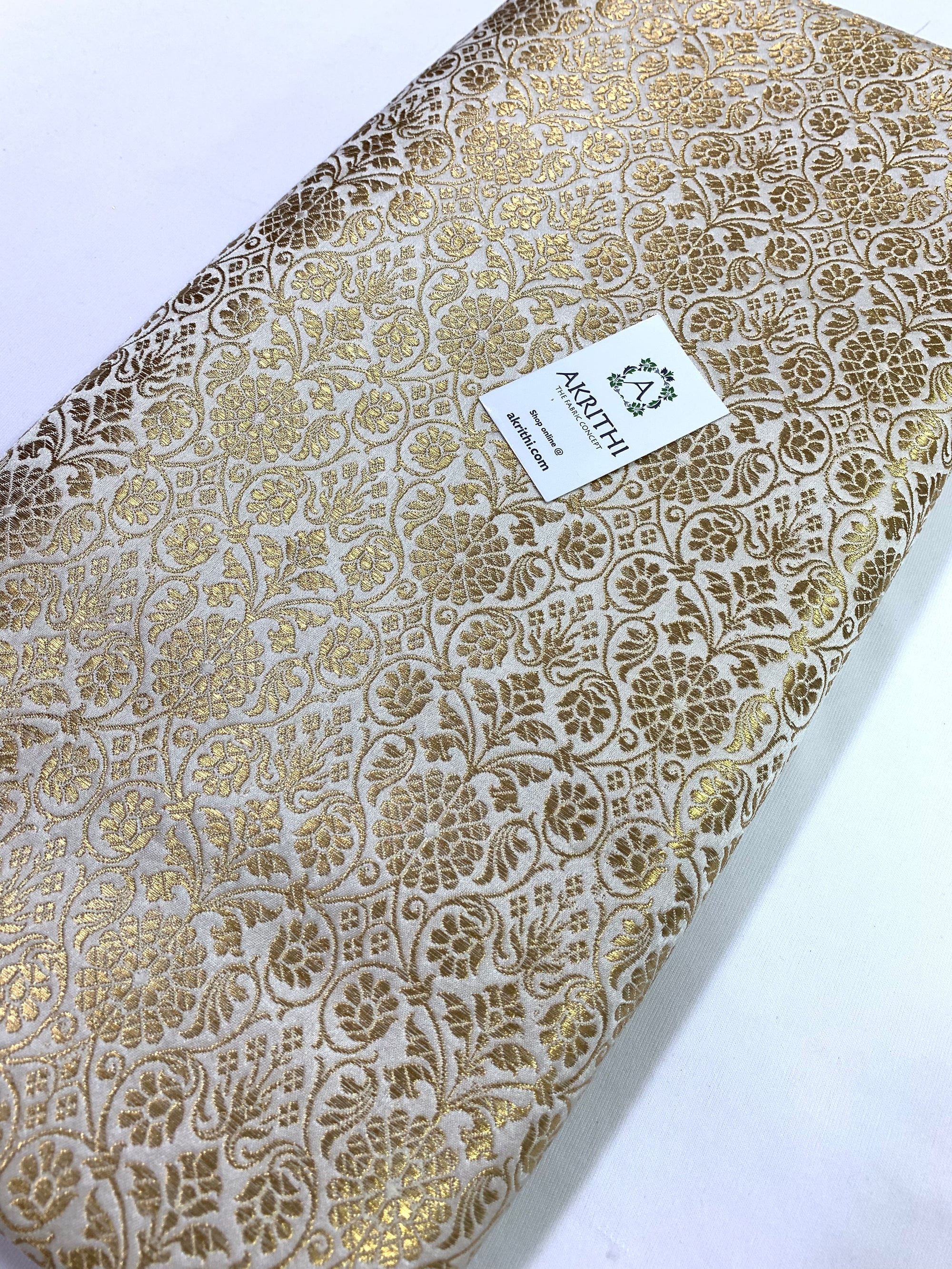 Handloom Banarasi brocade fabric
