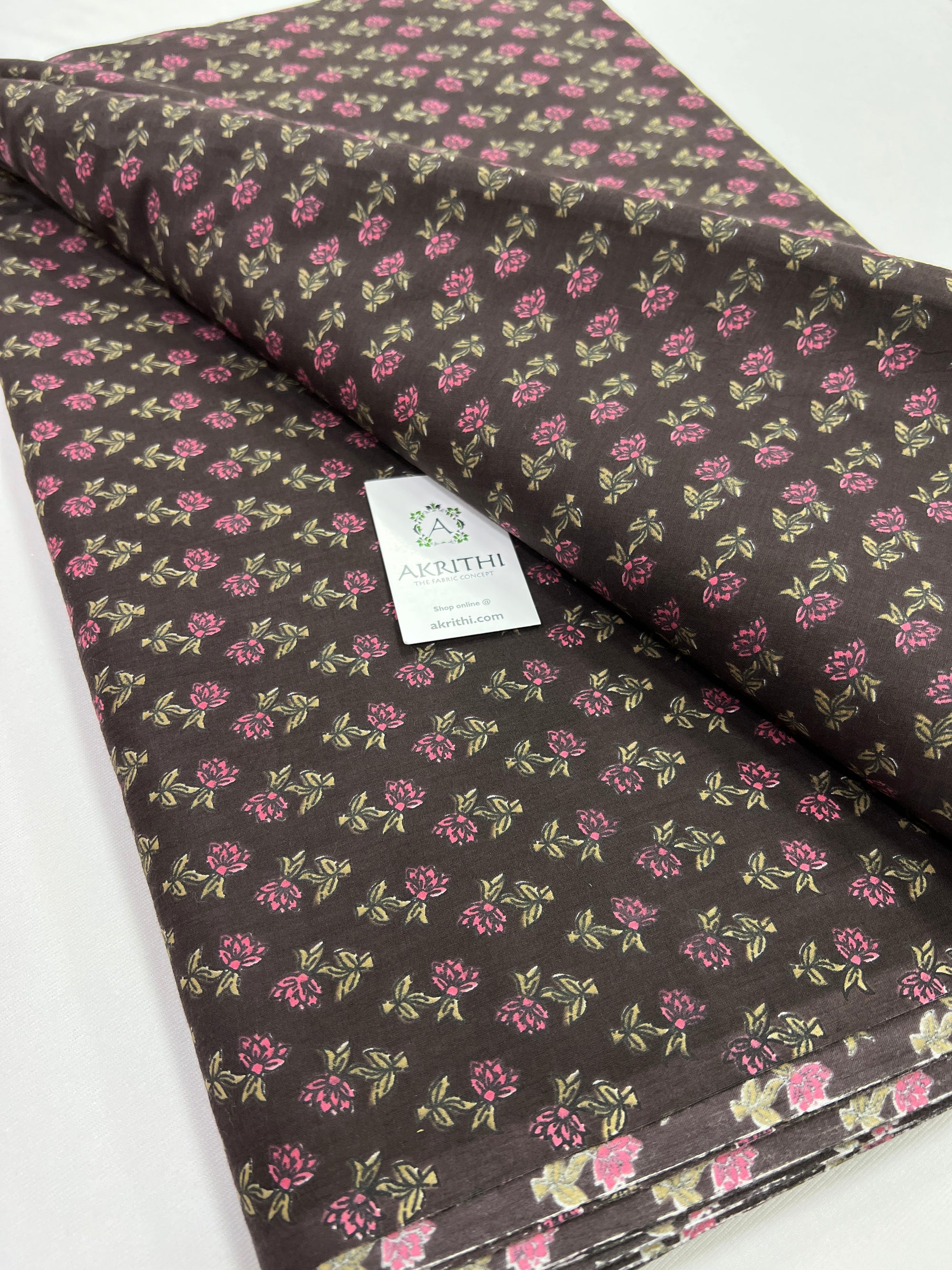 Printed pure cotton fabric