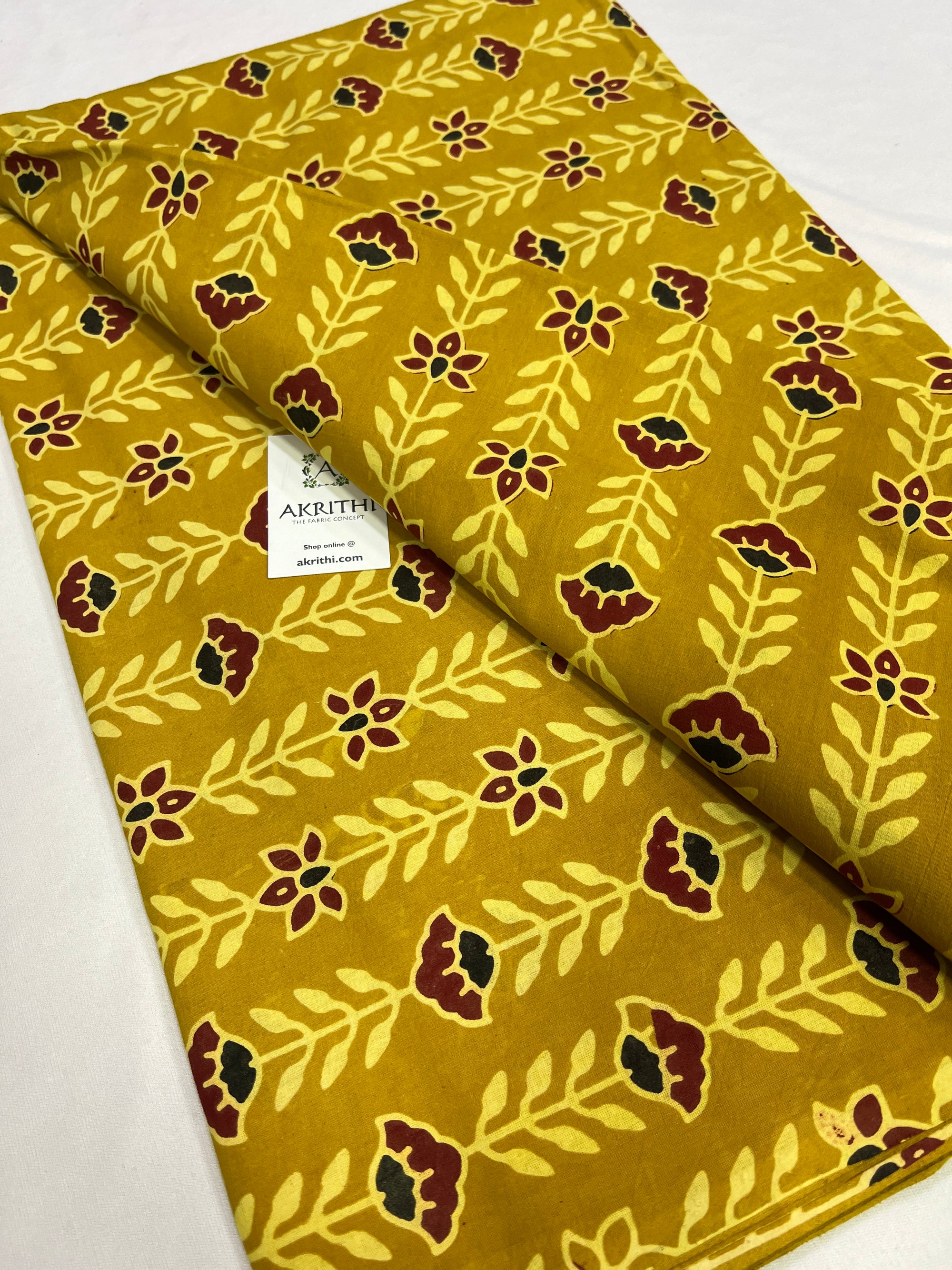 Printed pure cotton fabric