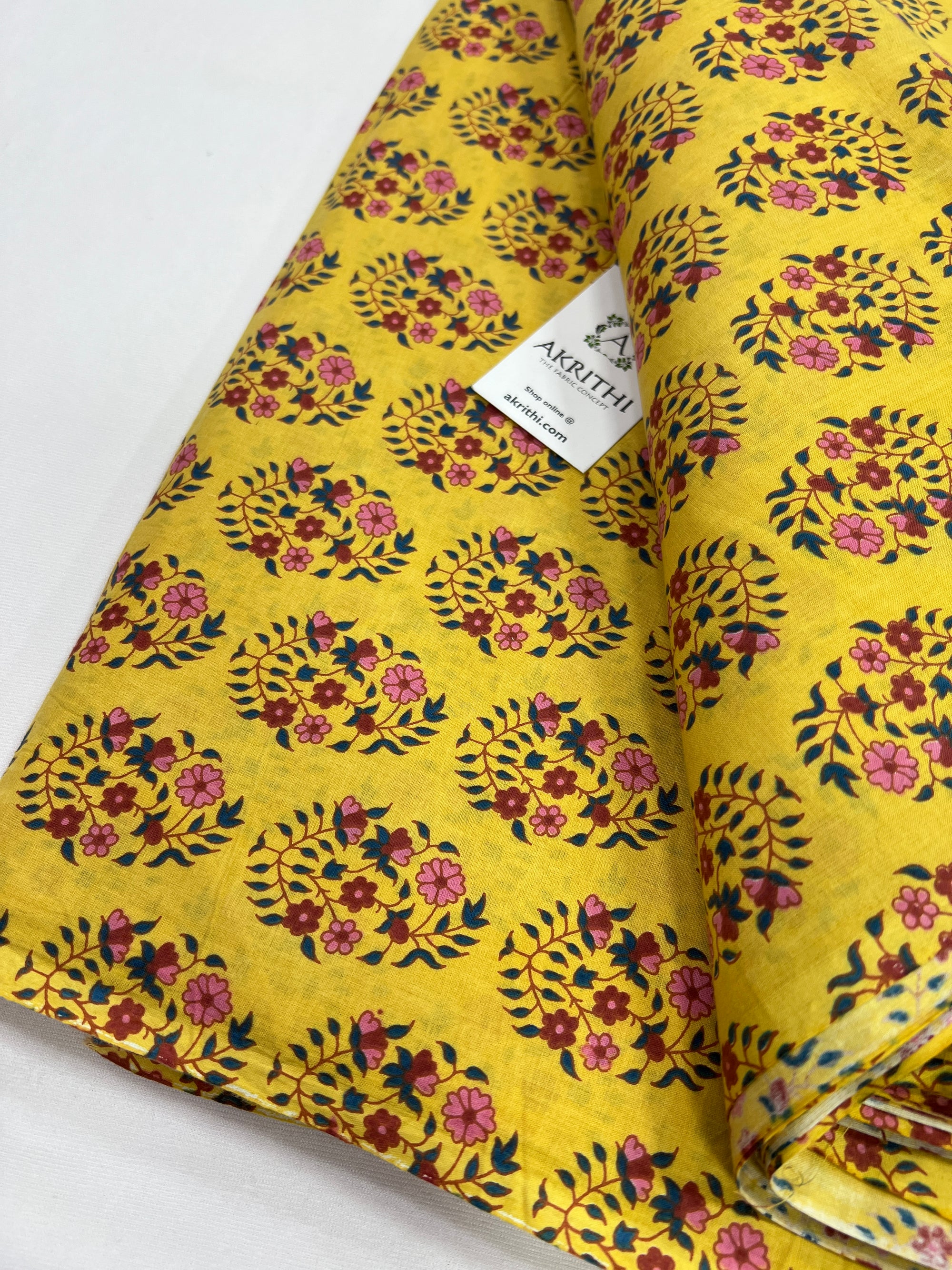 Printed pure cotton fabric
