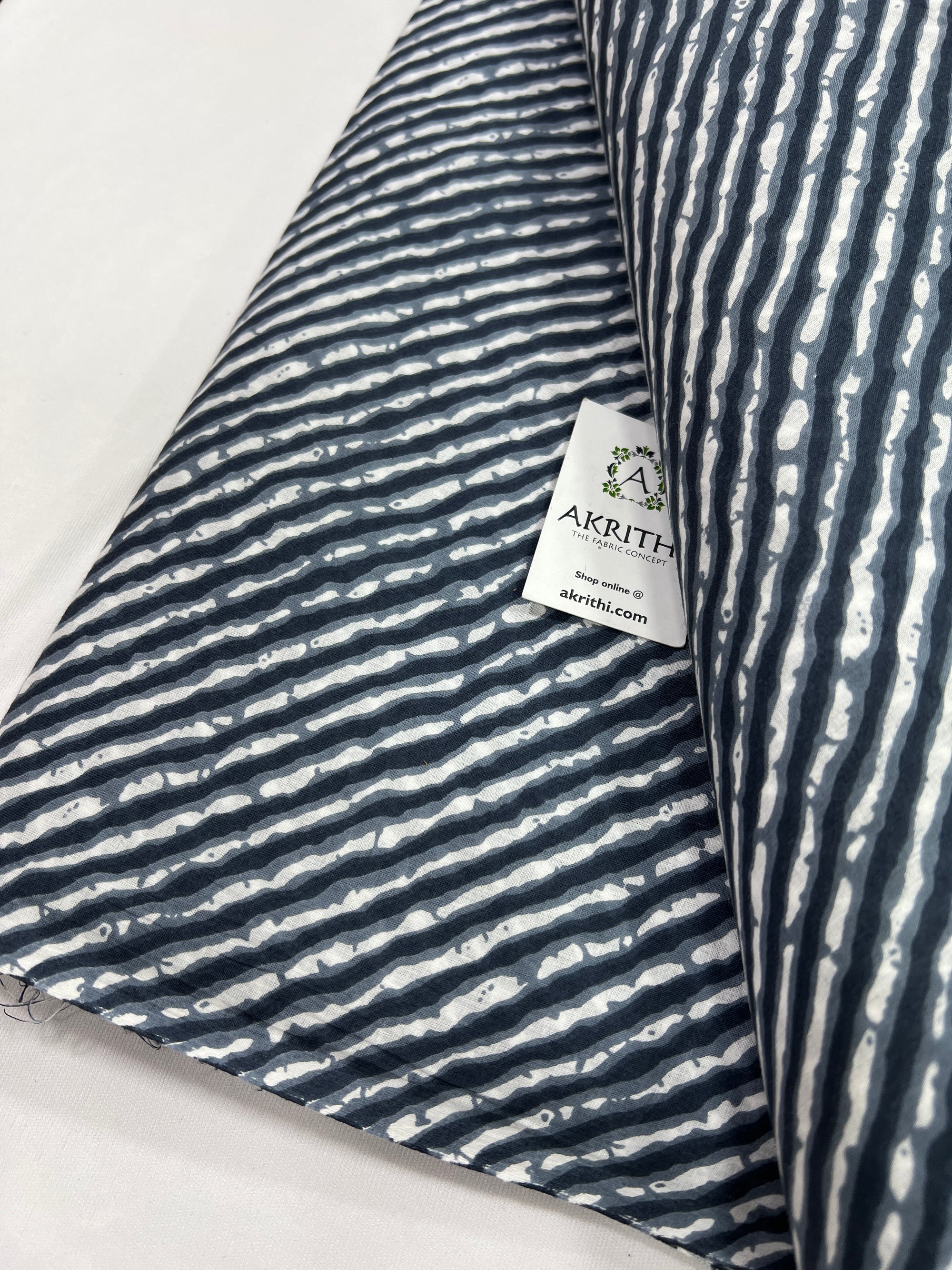 Printed pure cotton fabric