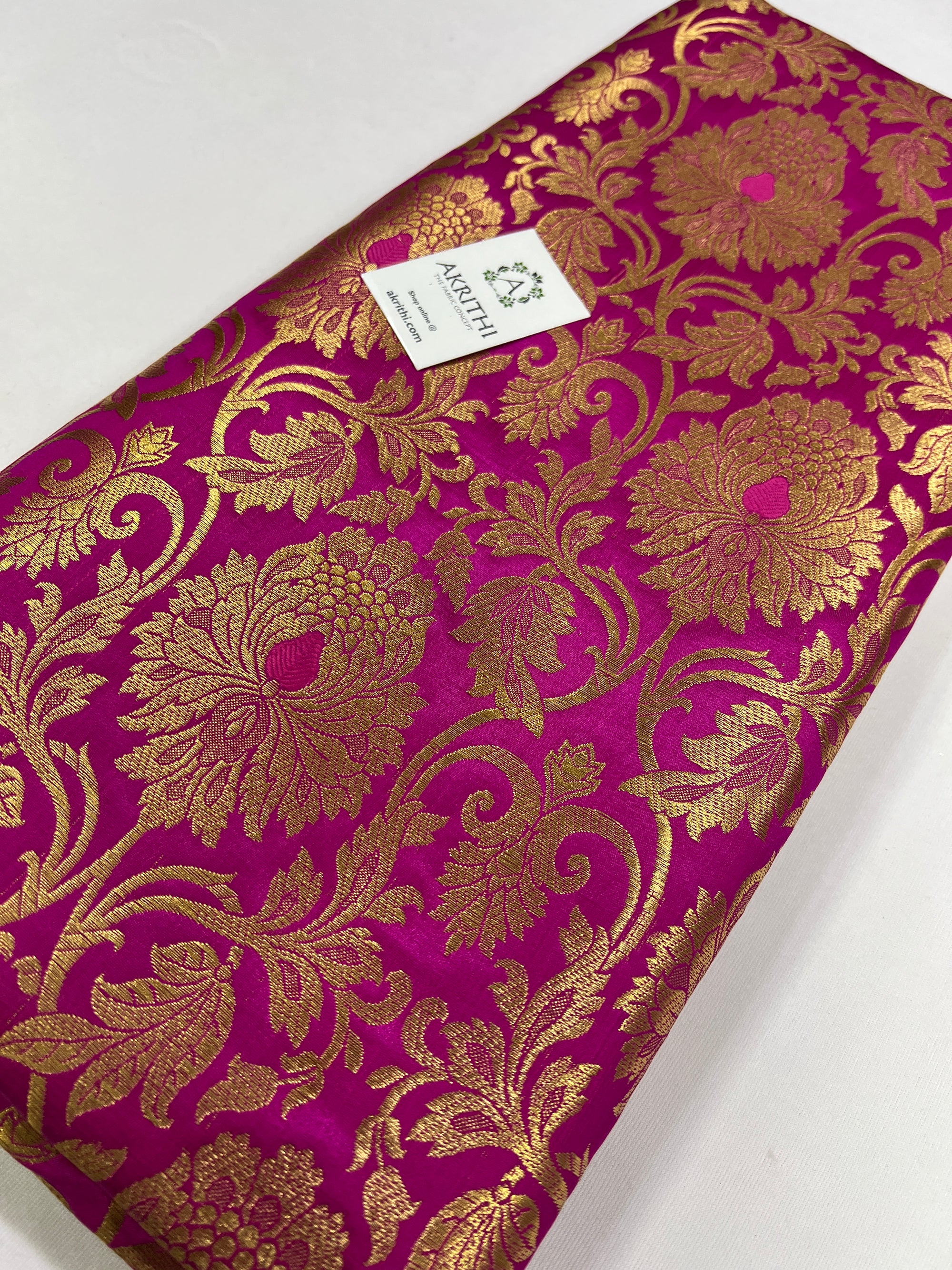 Handloom Banarasi brocade fabric