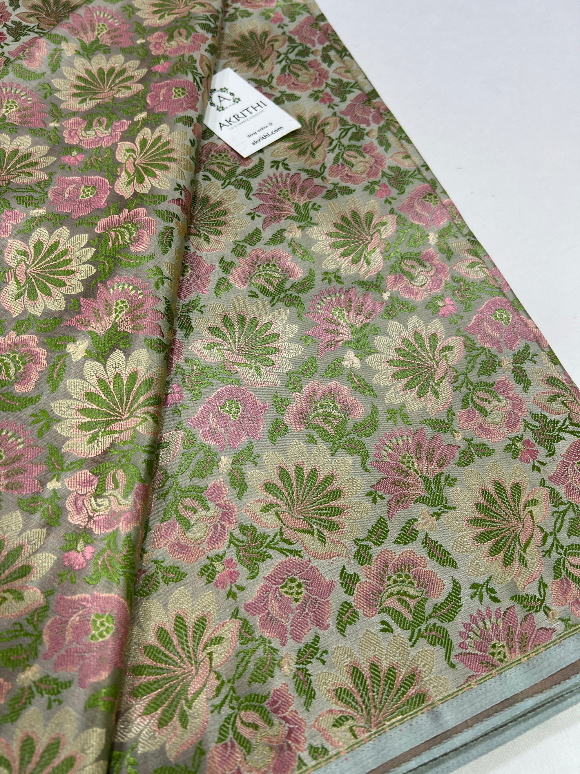 Handloom Banarasi brocade fabric