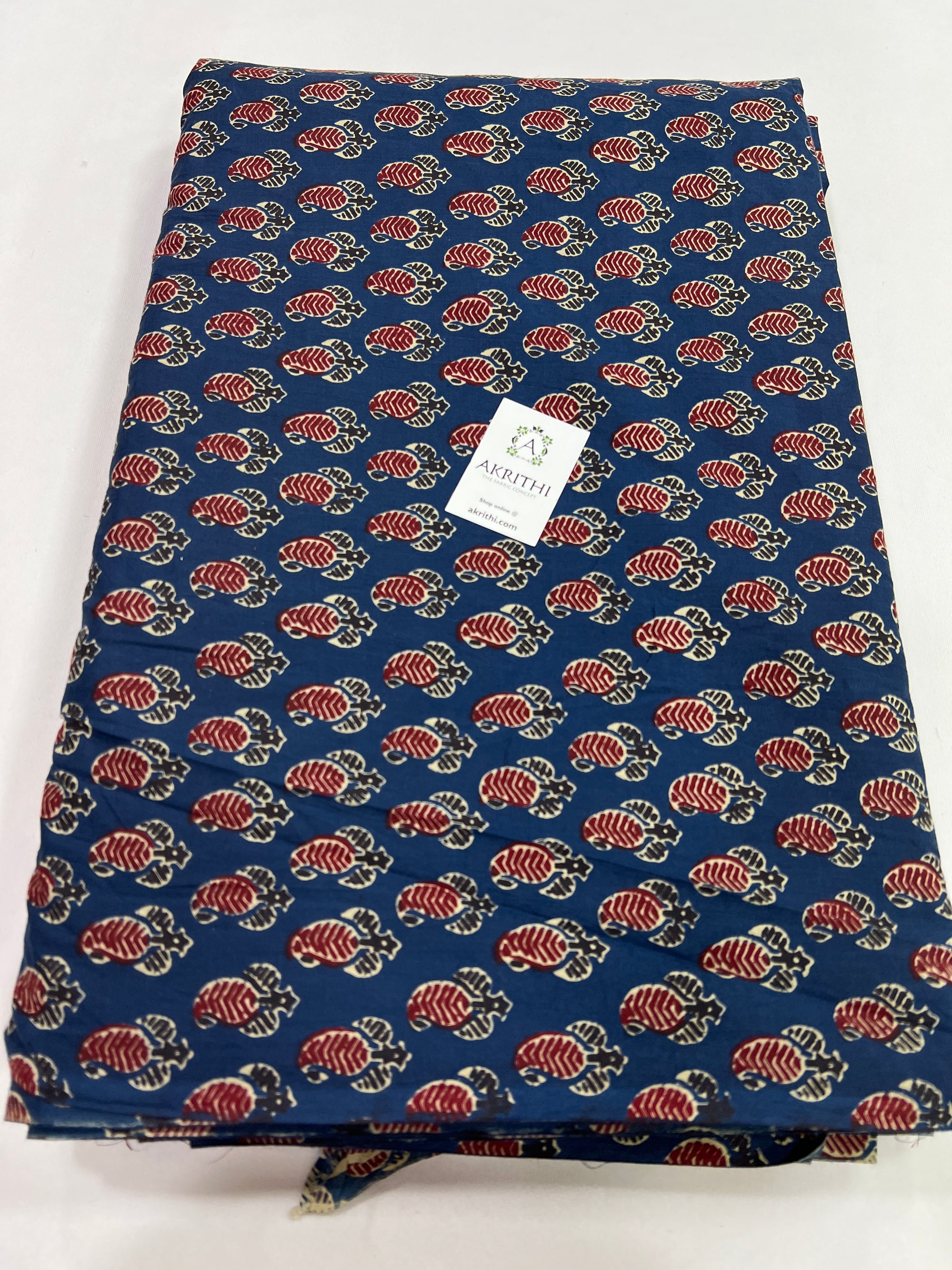 Printed pure cotton fabric