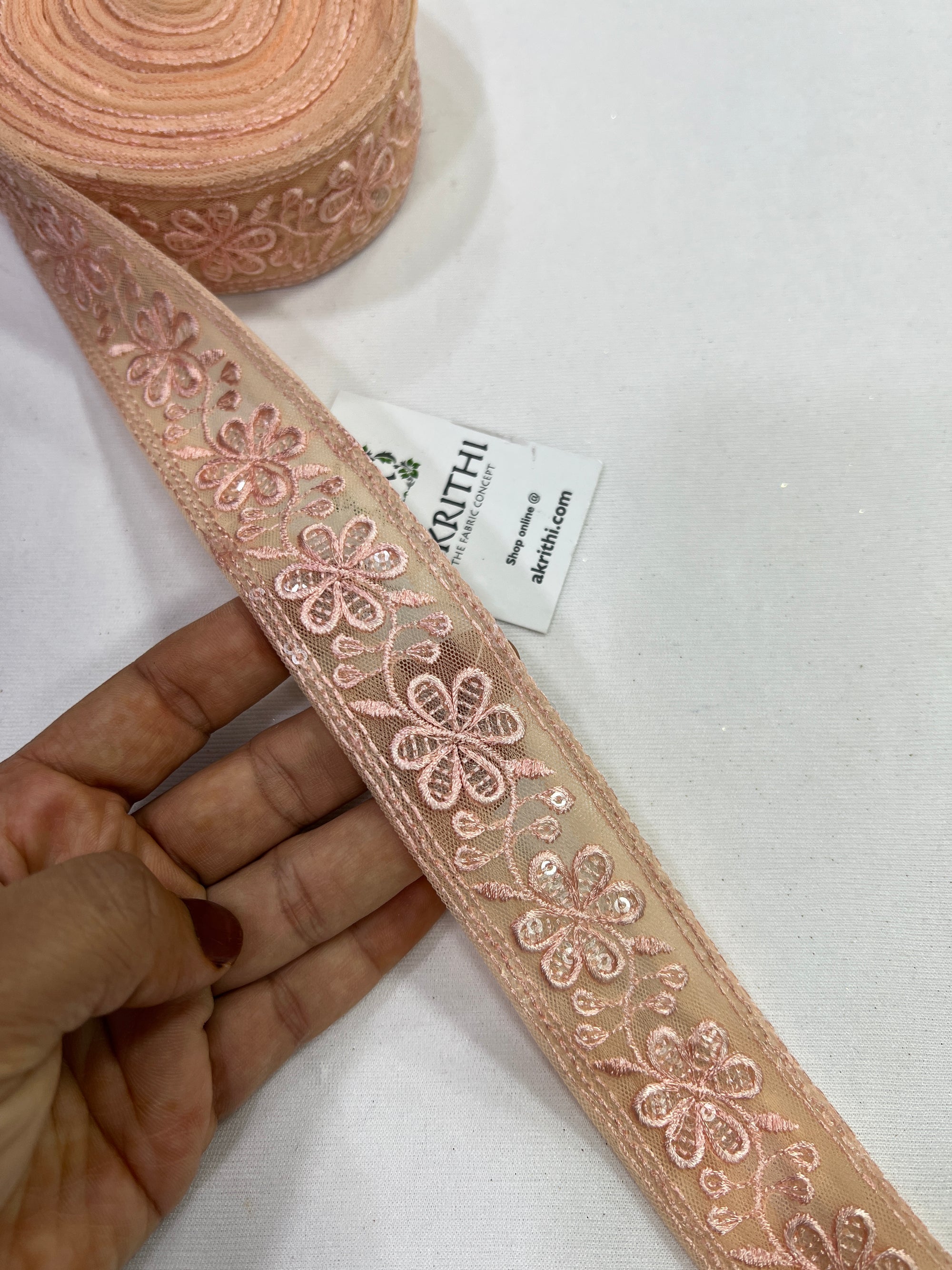 Embroidered lace 9 metres roll