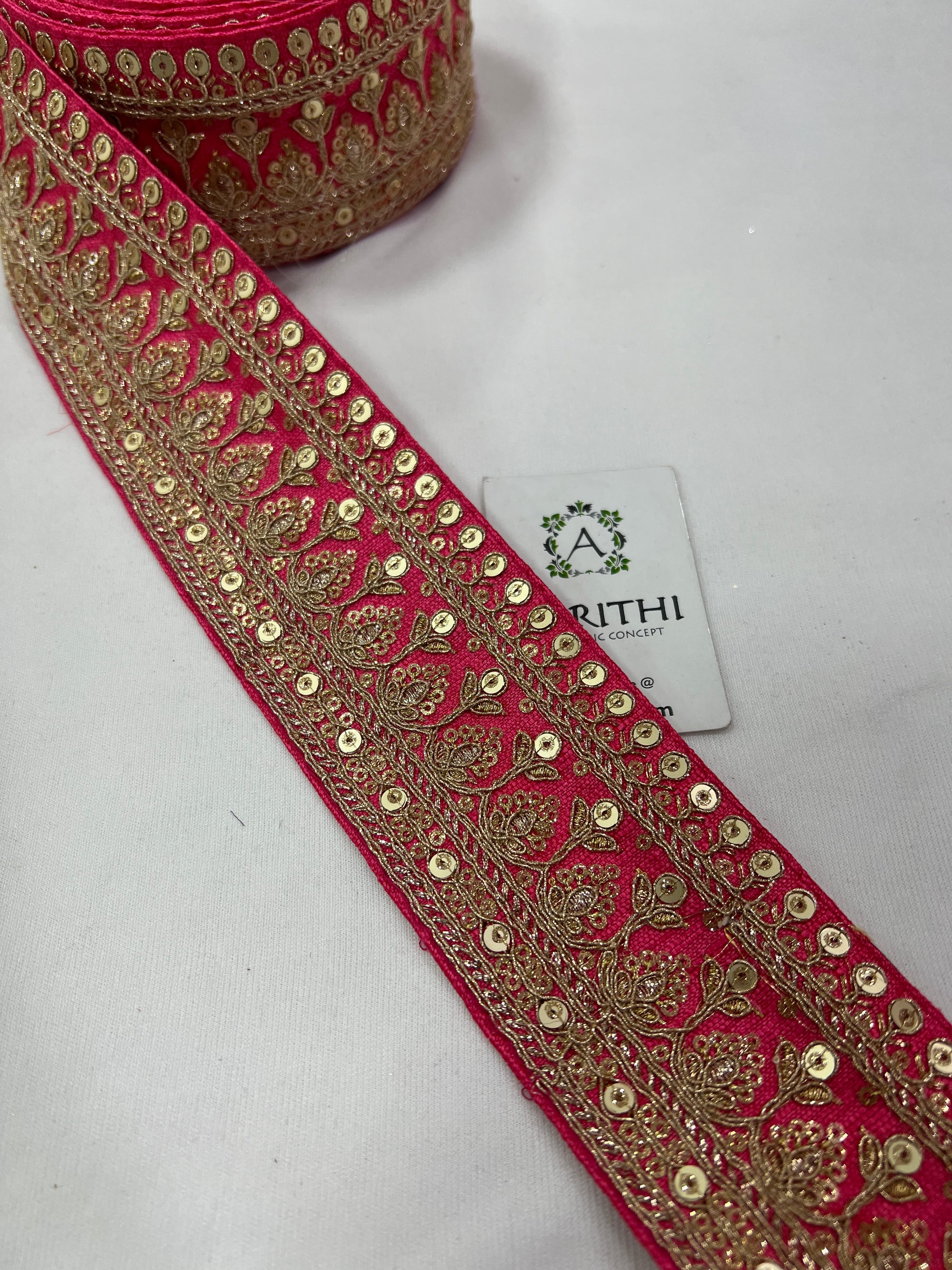 Embroidered lace 9 metres roll