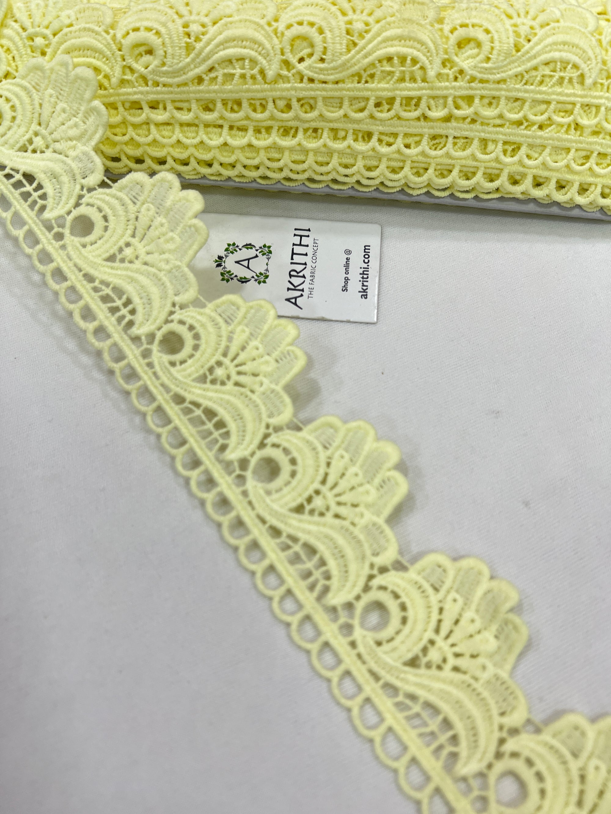 Crochet lace per metre