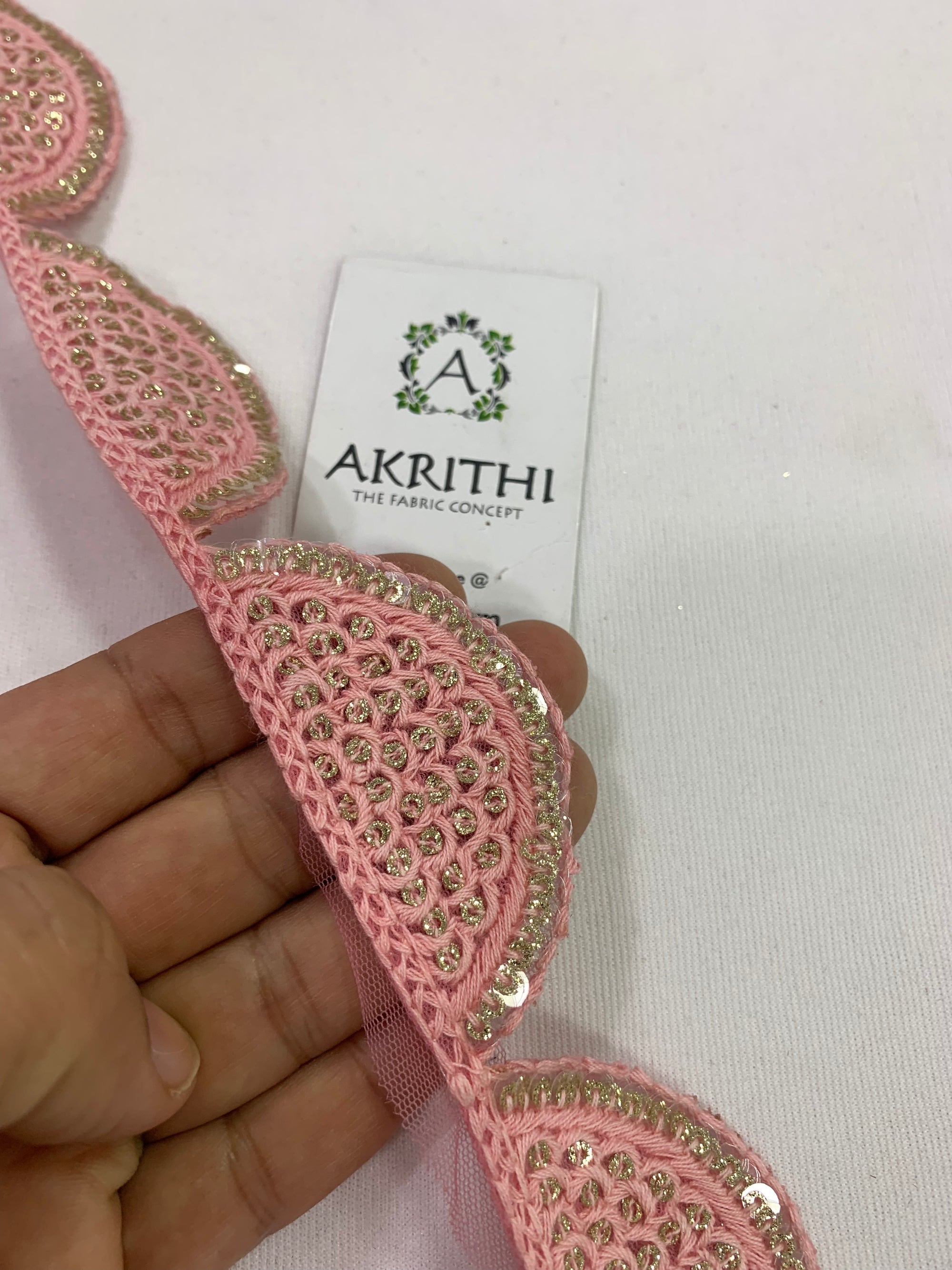 Embroidered lace 9 metres roll
