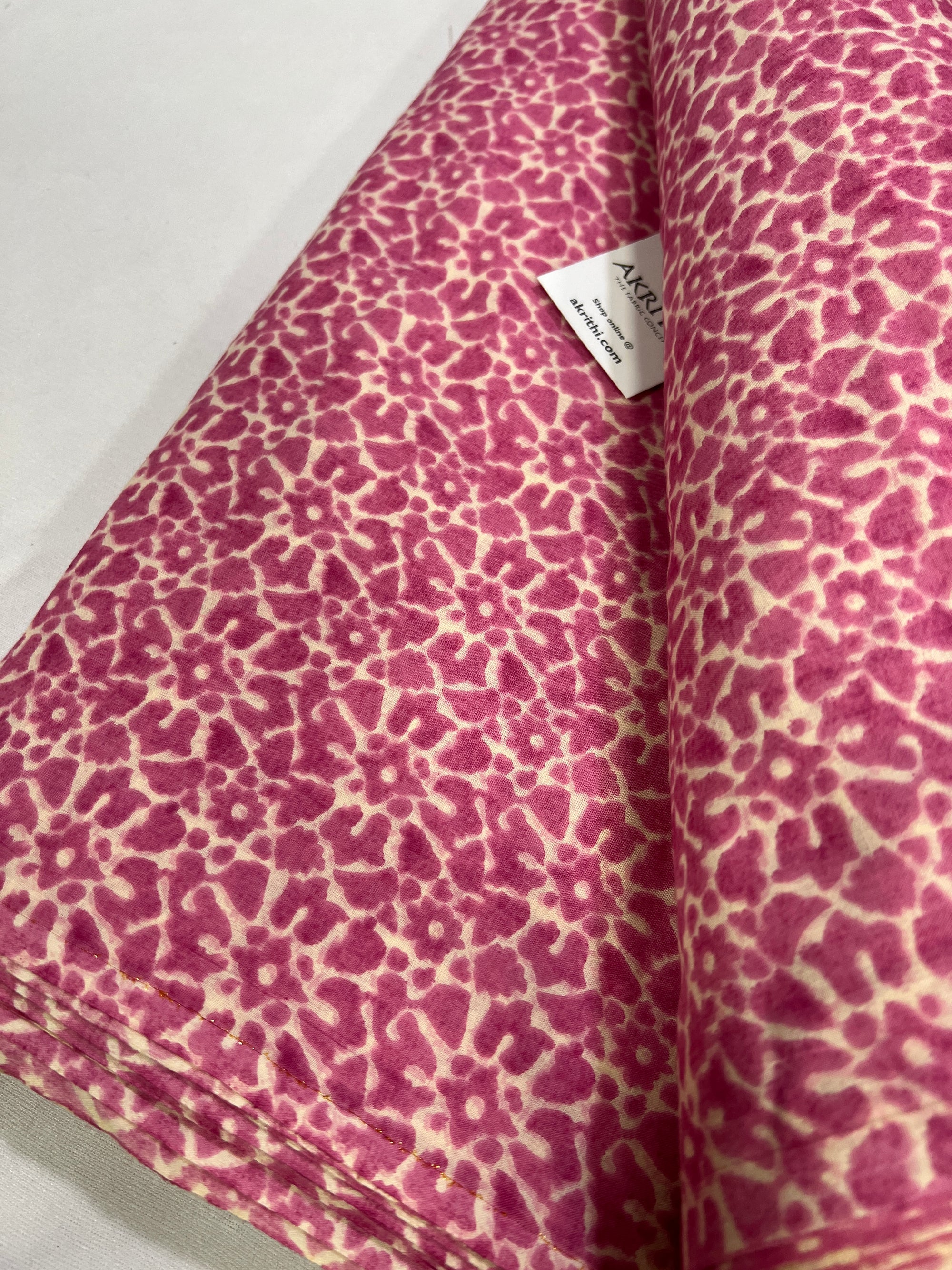 Printed pure cotton fabric