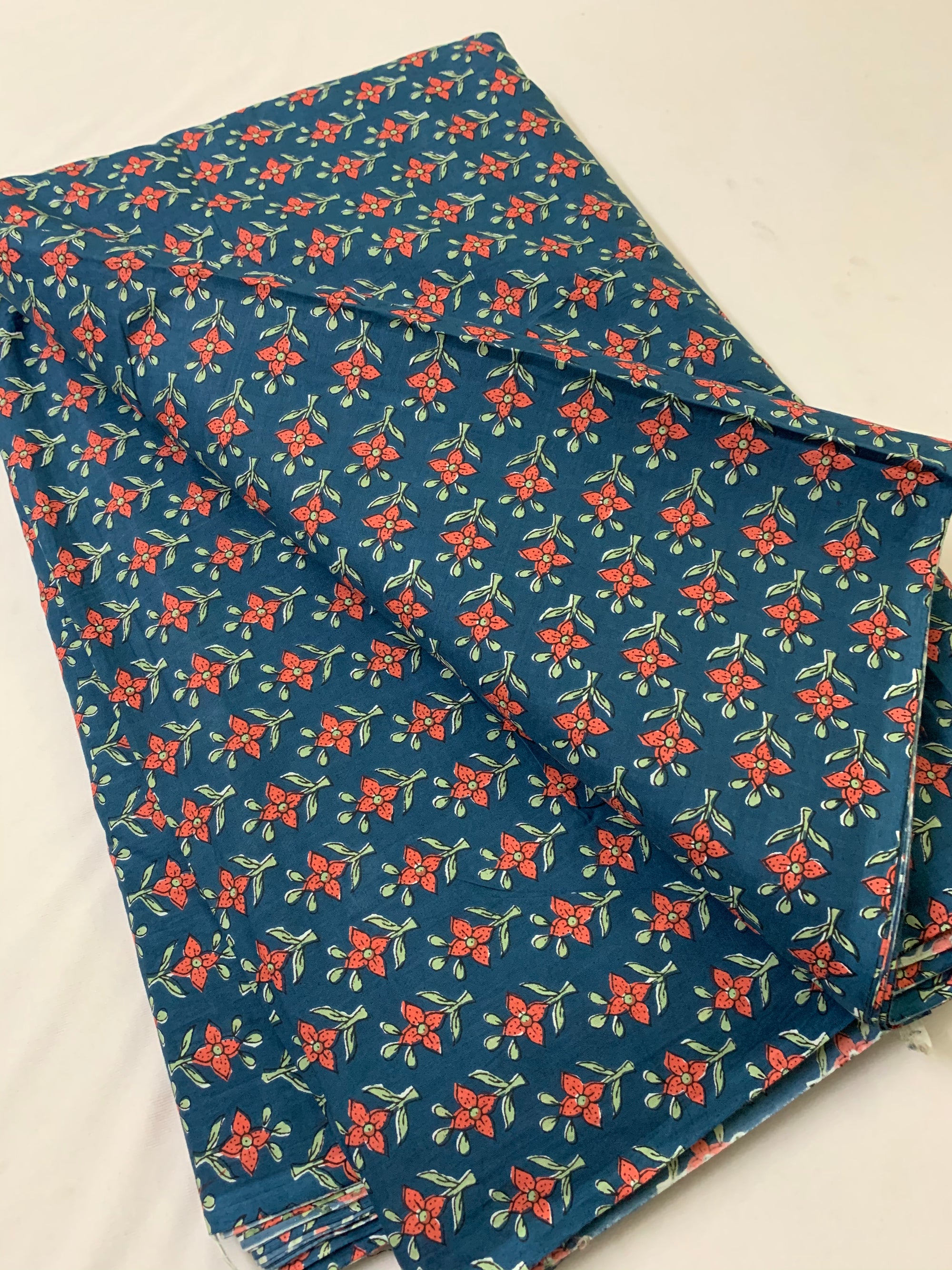 Printed pure cotton fabric