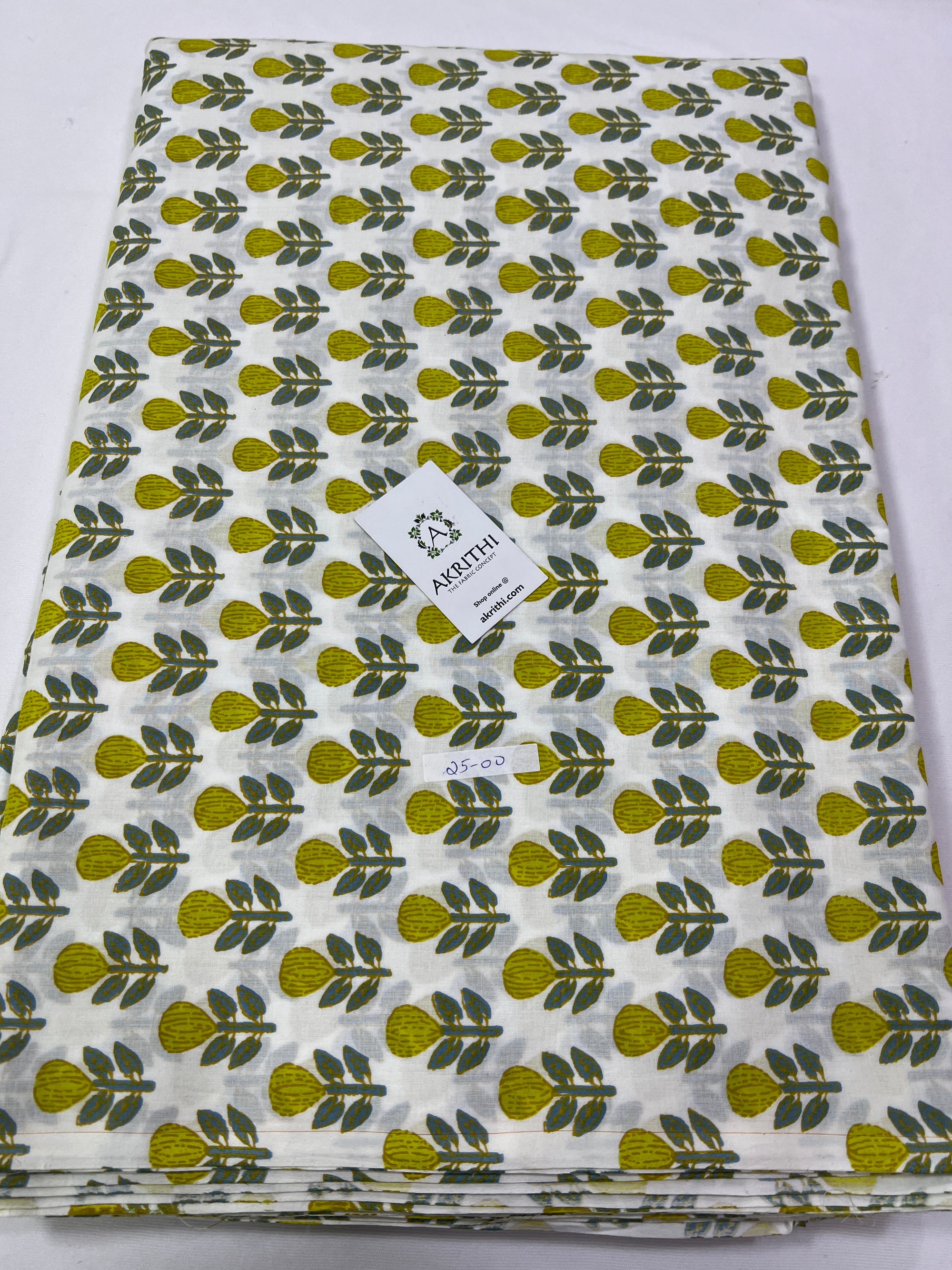 Printed pure cotton fabric
