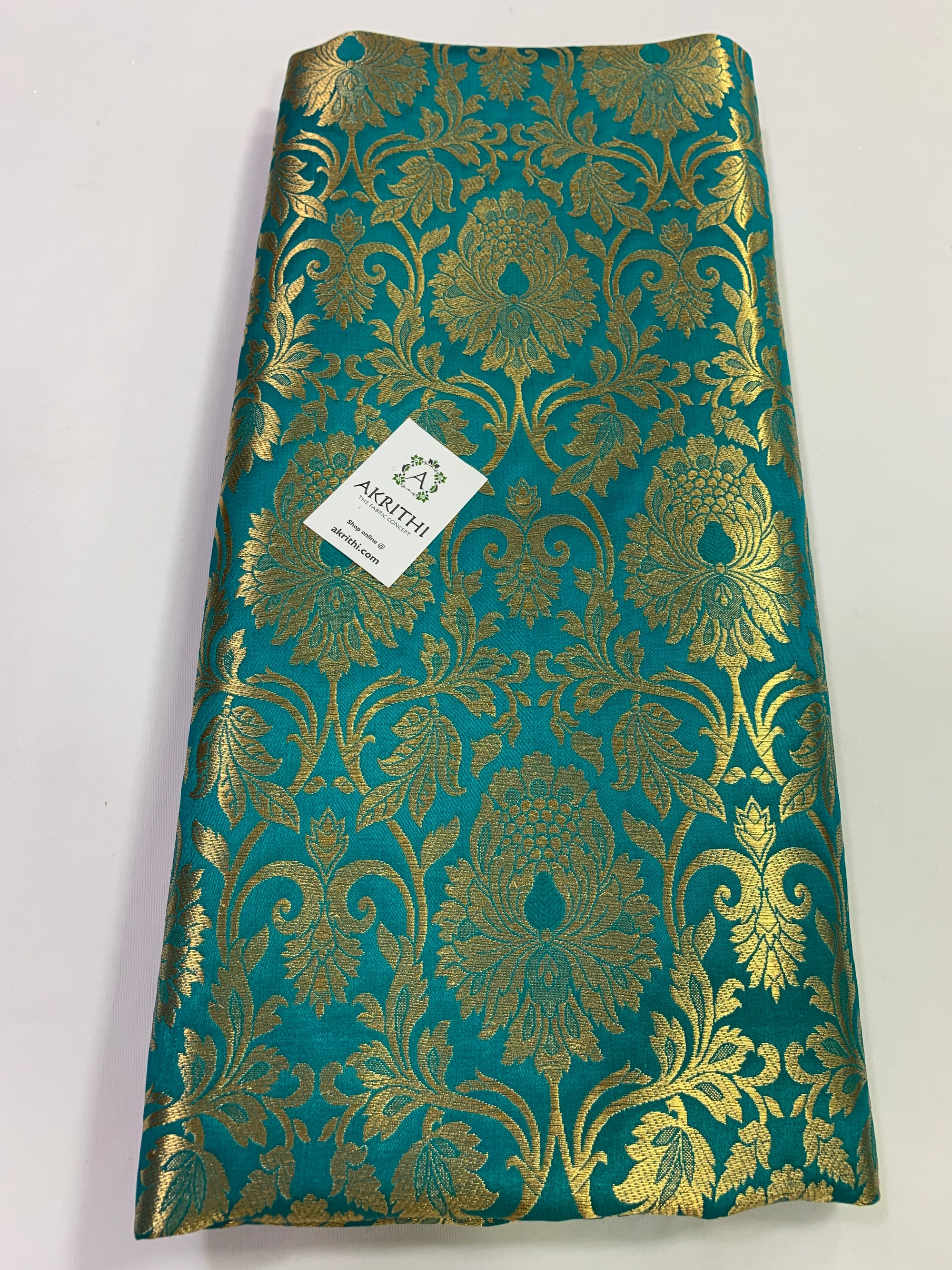 Handloom Banarasi brocade fabric