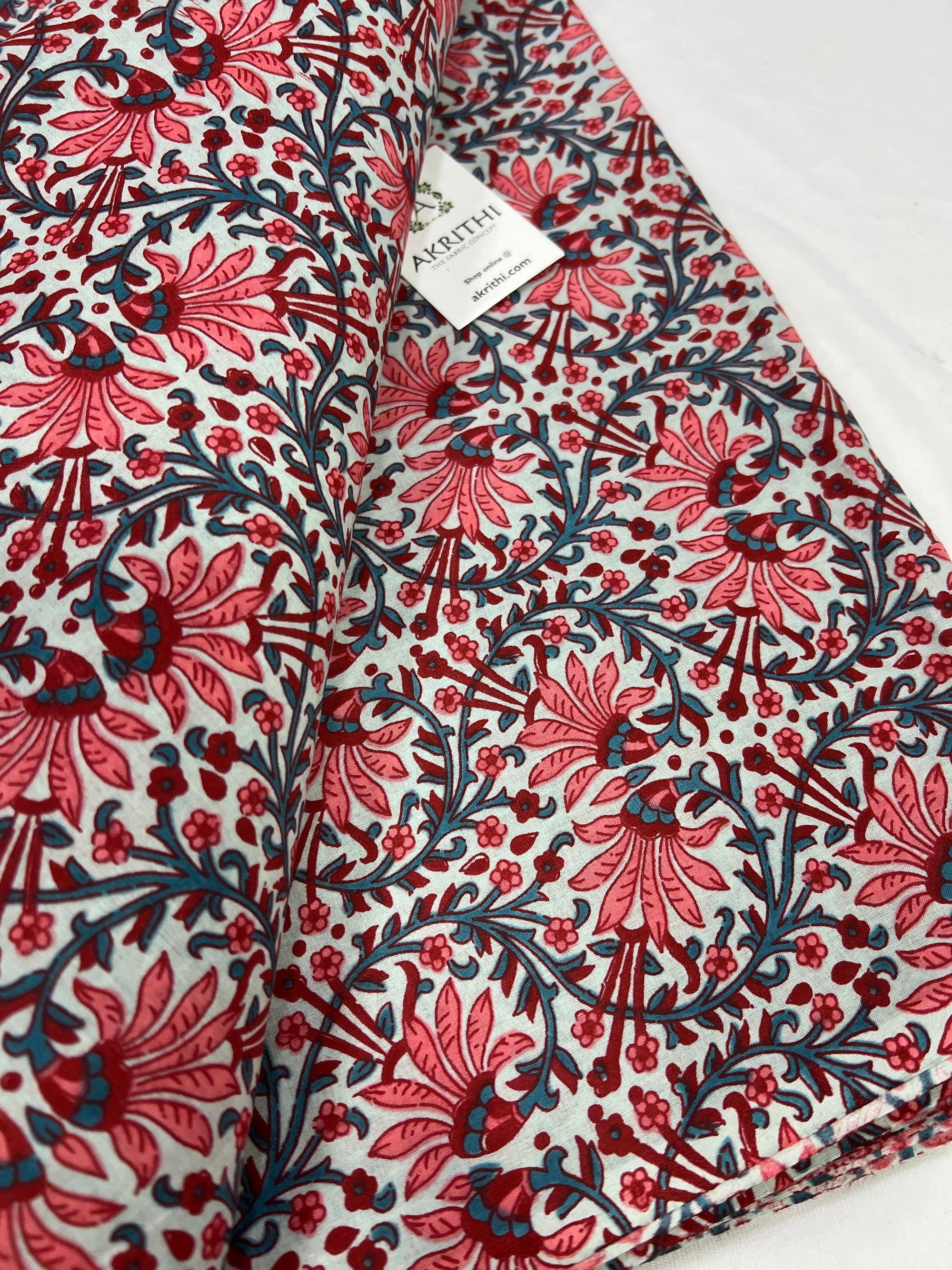 Printed pure cotton fabric
