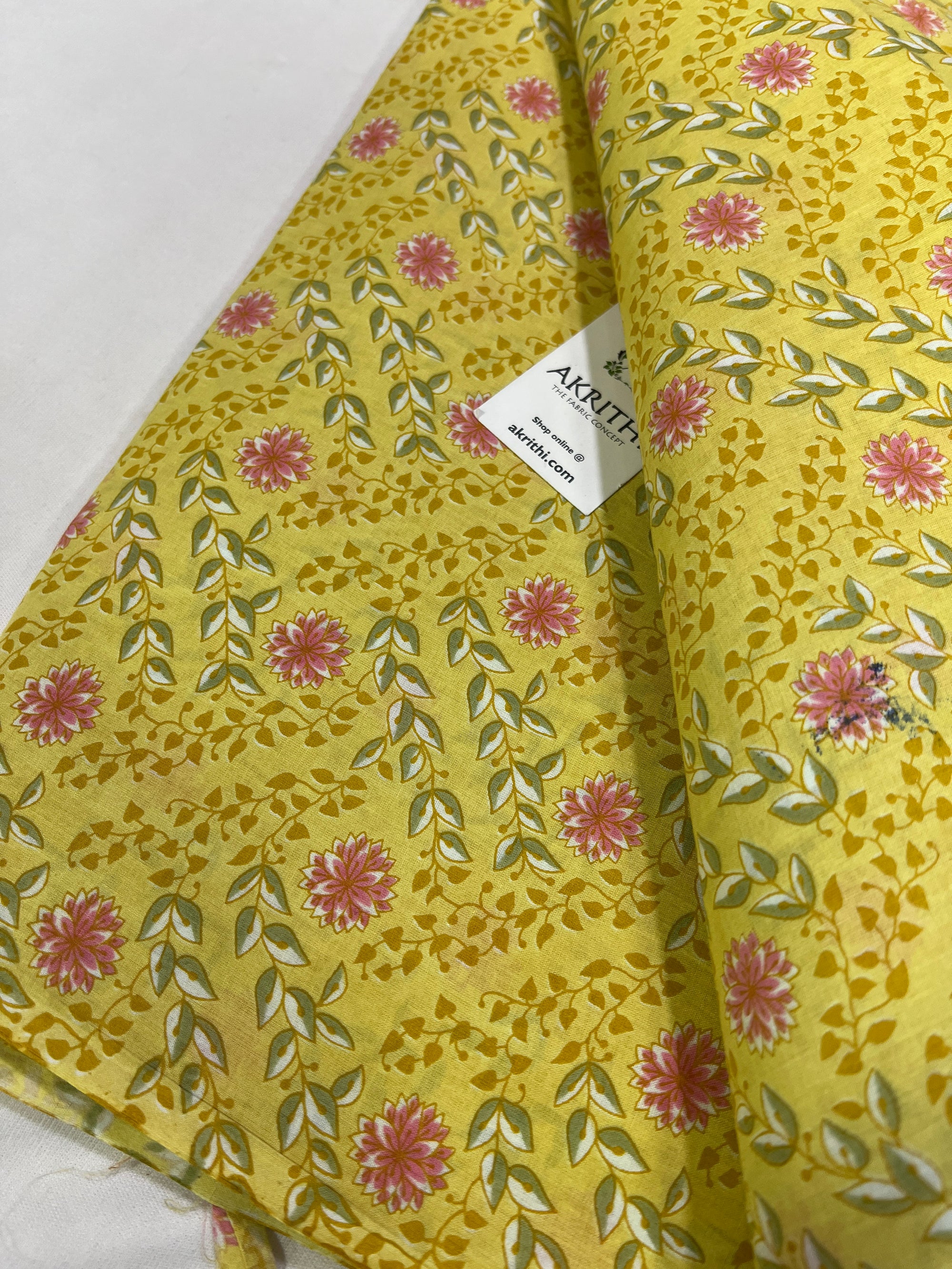 Printed pure cotton fabric